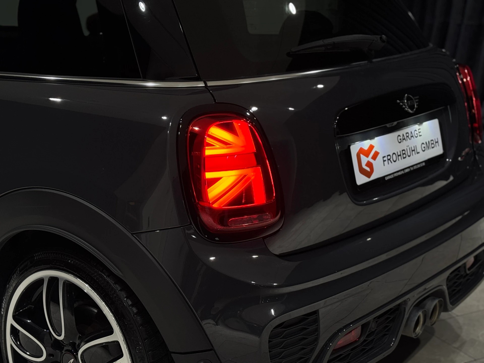 MINI Cooper John Cooper Works Steptronic-image-15