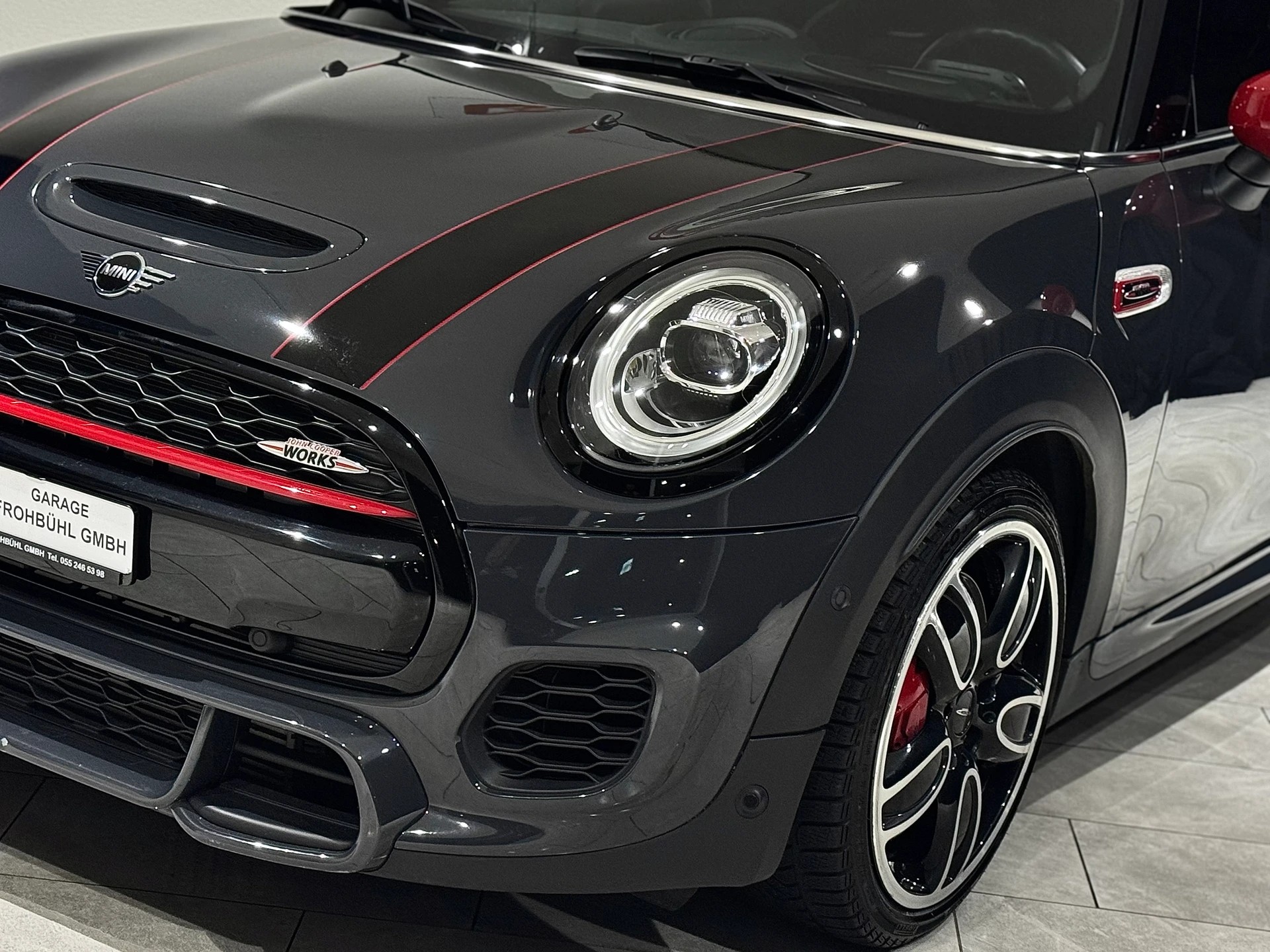 MINI Cooper John Cooper Works Steptronic-image-7
