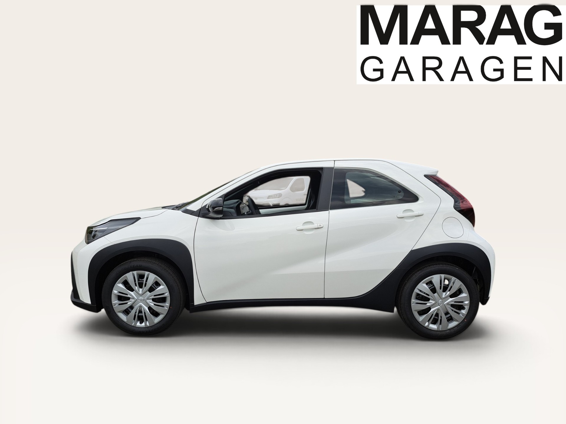 TOYOTA Aygo X 1.5 Comfort e-CVT-image-10