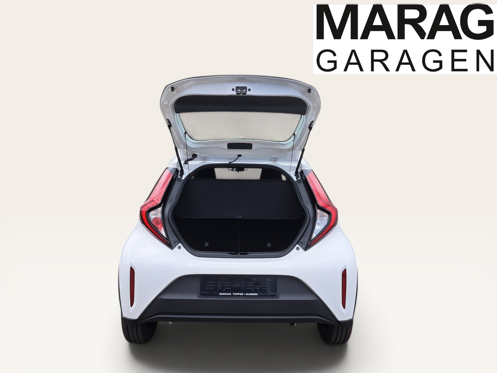 TOYOTA Aygo X 1.5 Comfort e-CVT-image-8