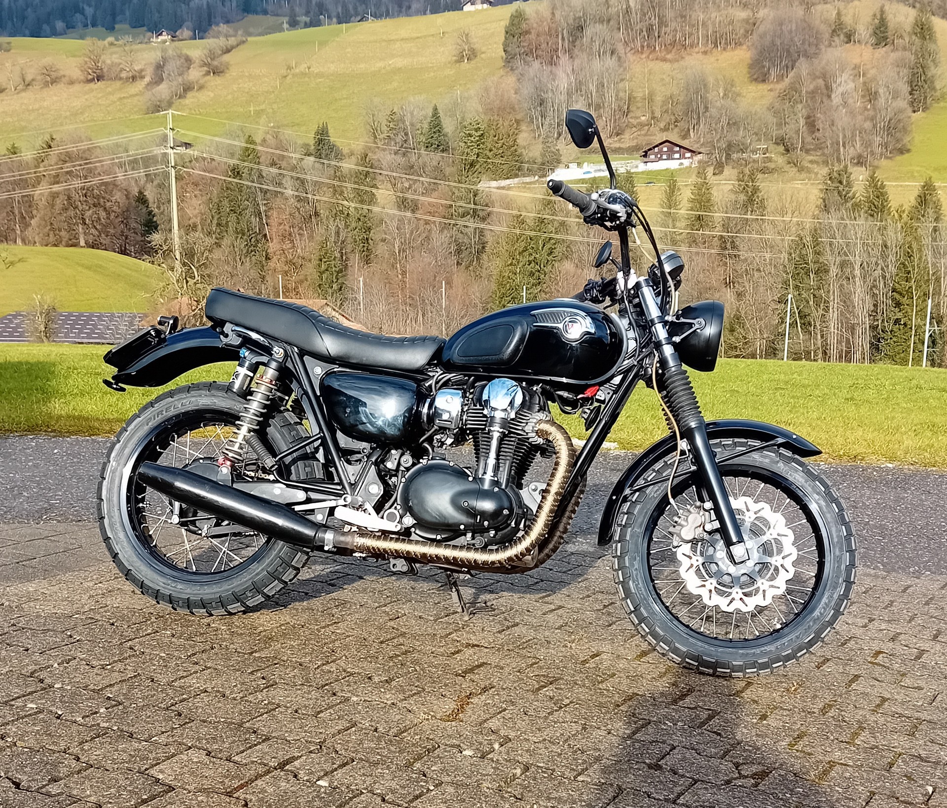 KAWASAKI W 800