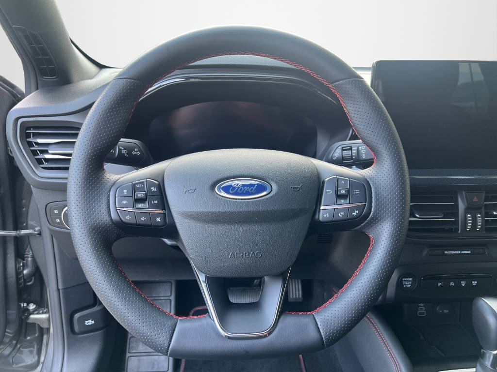 FORD Focus Station Wagon 1.0i EcoB Hybrid 155 ST-Line X-image-9