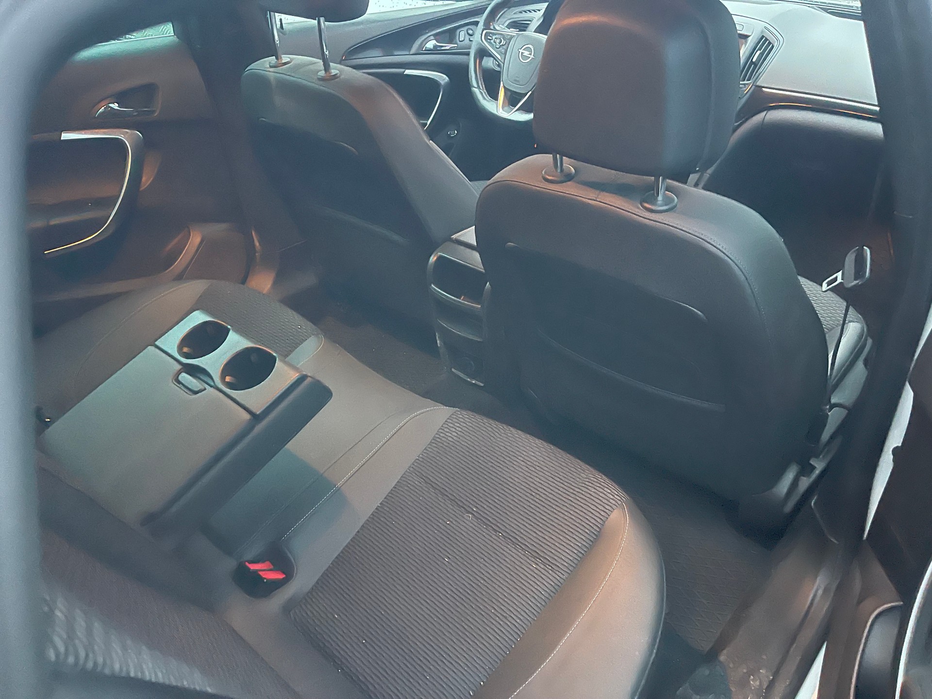 OPEL Insignia Sports Tourer 2.8 Turbo OPC 4WD-image-8