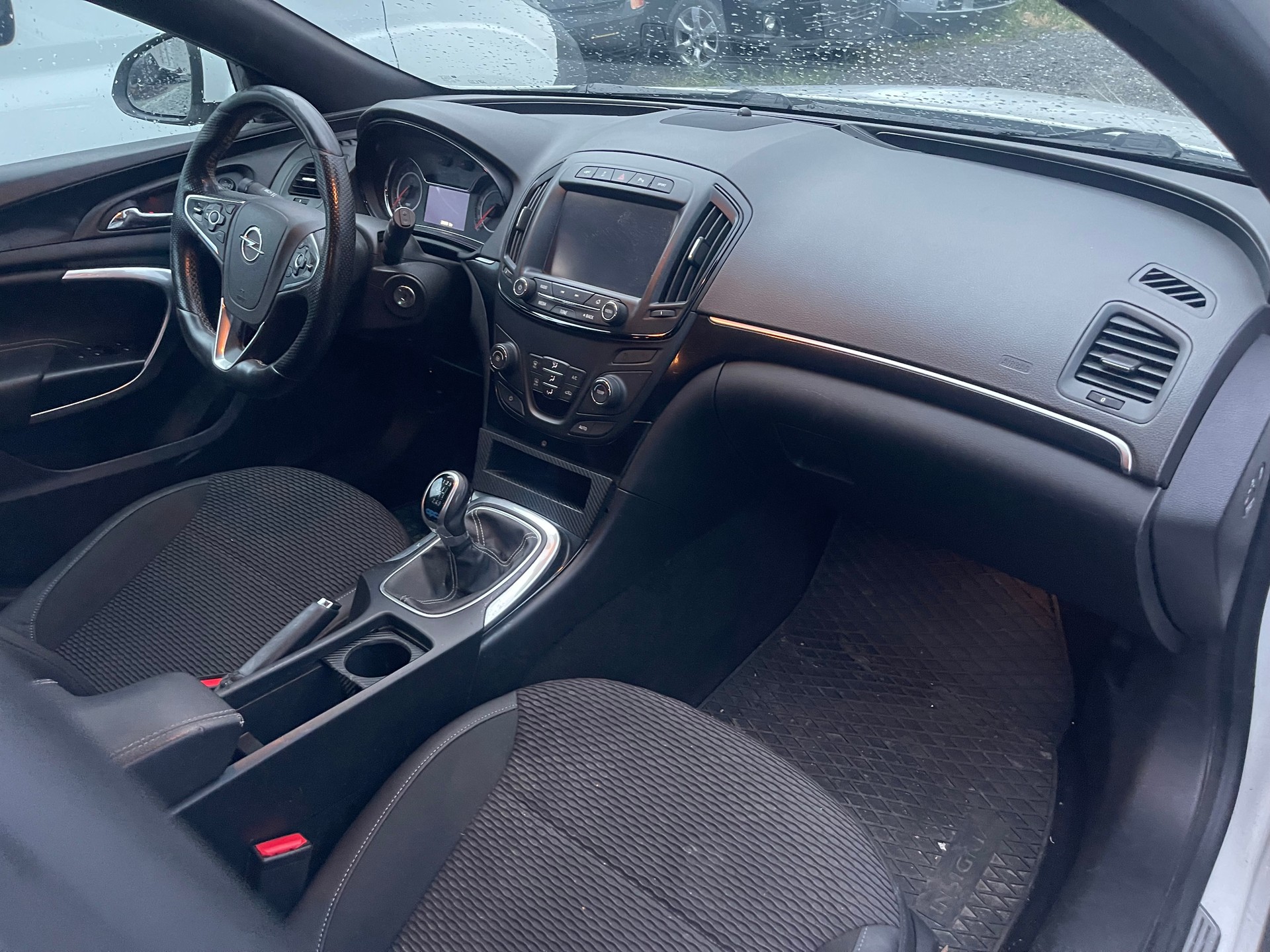 OPEL Insignia Sports Tourer 2.8 Turbo OPC 4WD-image-4