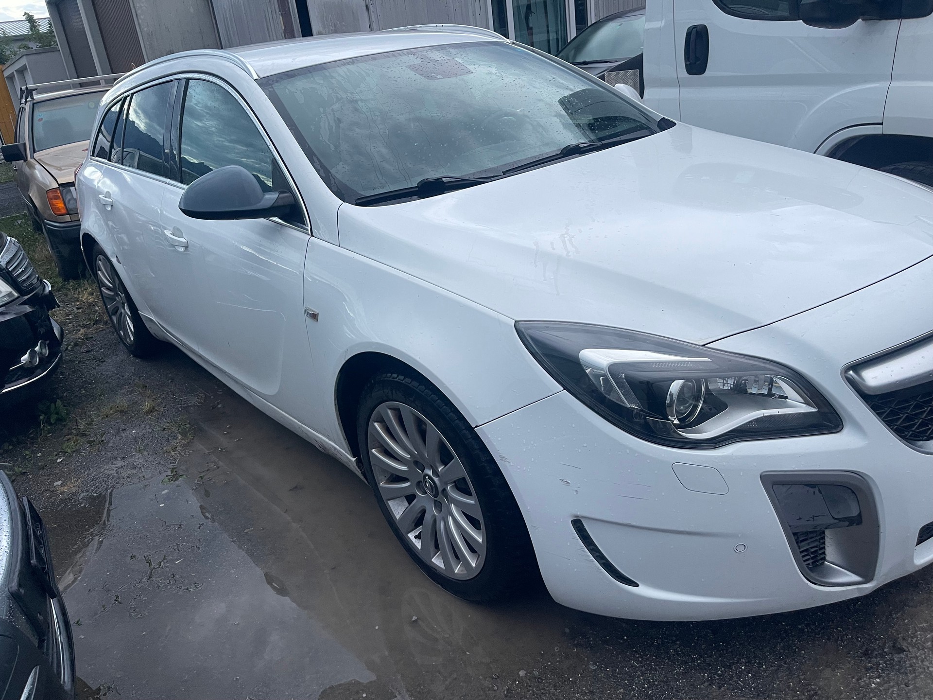 OPEL Insignia Sports Tourer 2.8 Turbo OPC 4WD-image-2
