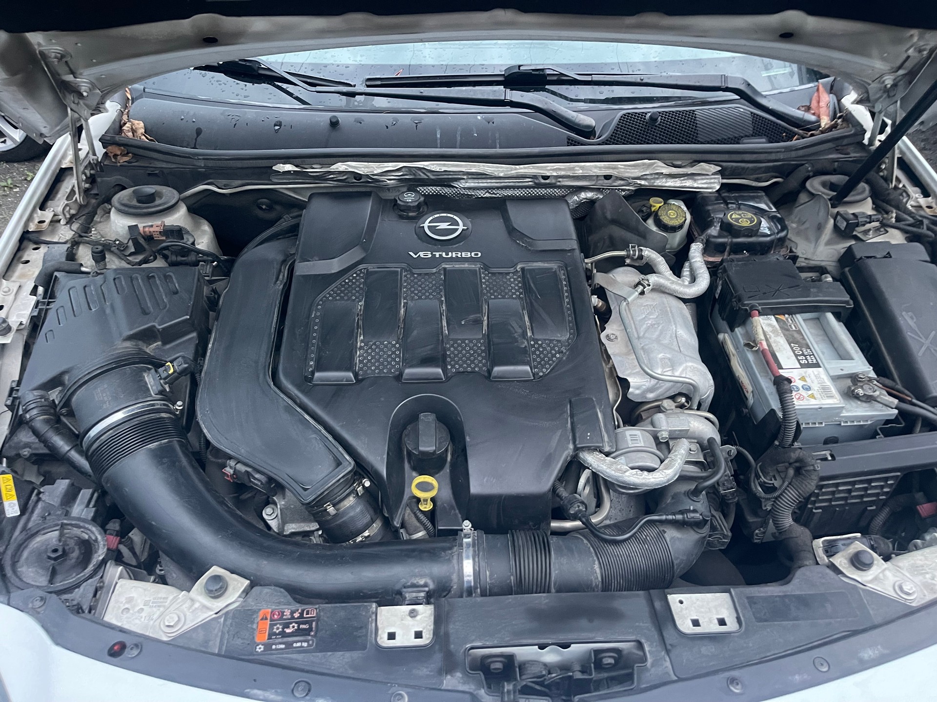 OPEL Insignia Sports Tourer 2.8 Turbo OPC 4WD-image-12