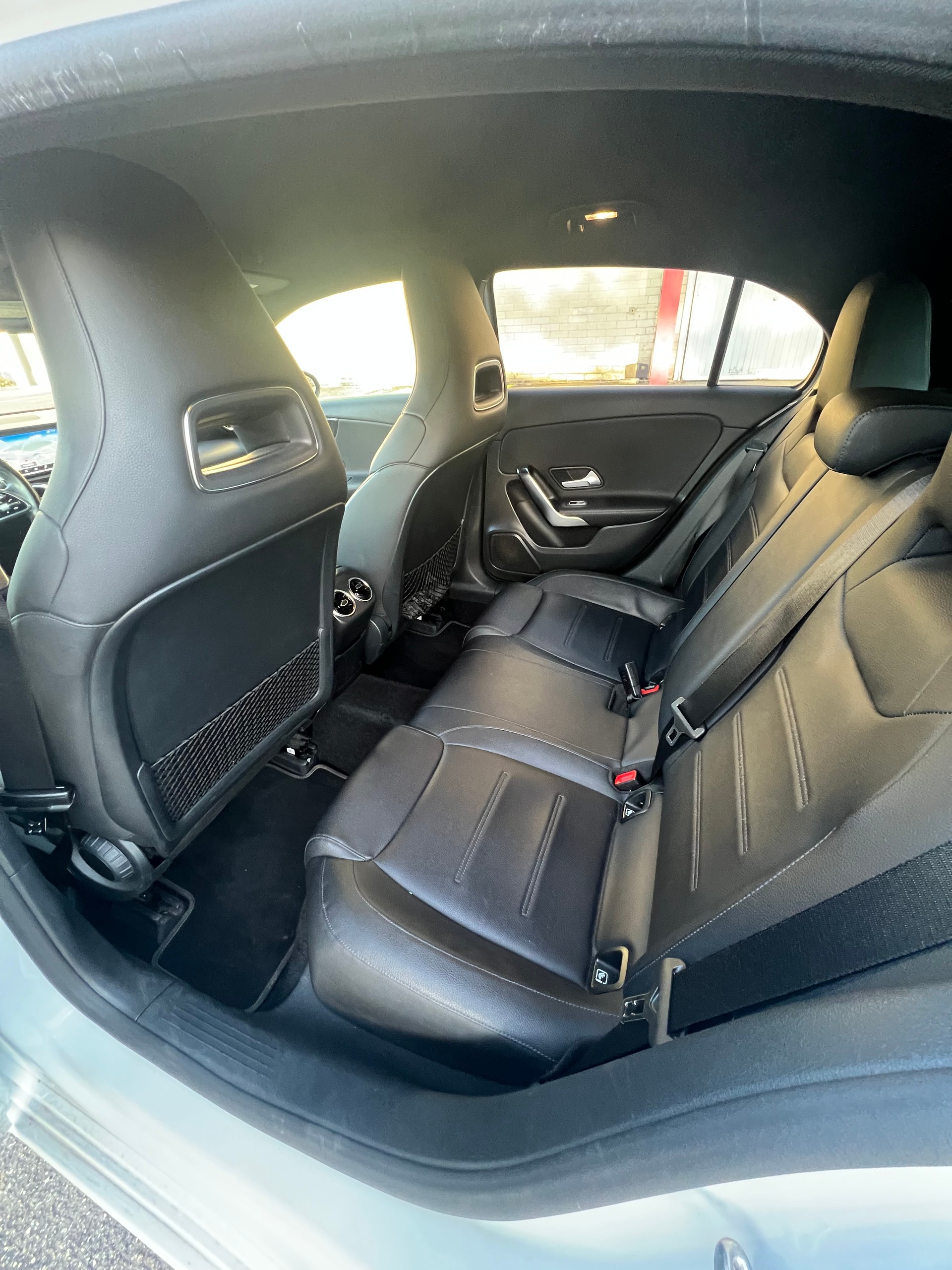 MERCEDES-BENZ A 180 d 7G-DCT-image-5