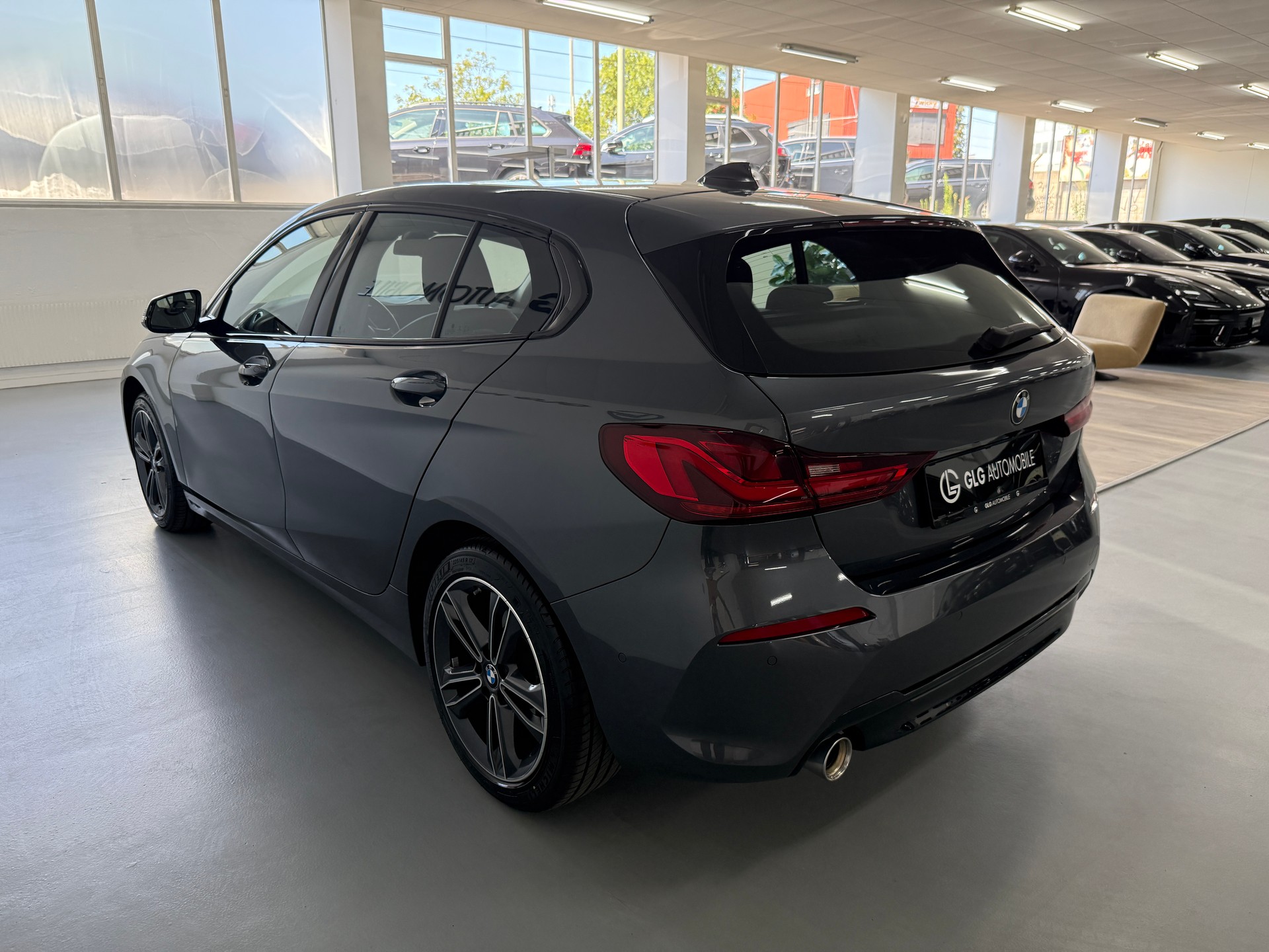 BMW 118i Steptronic Sport Line-image-5