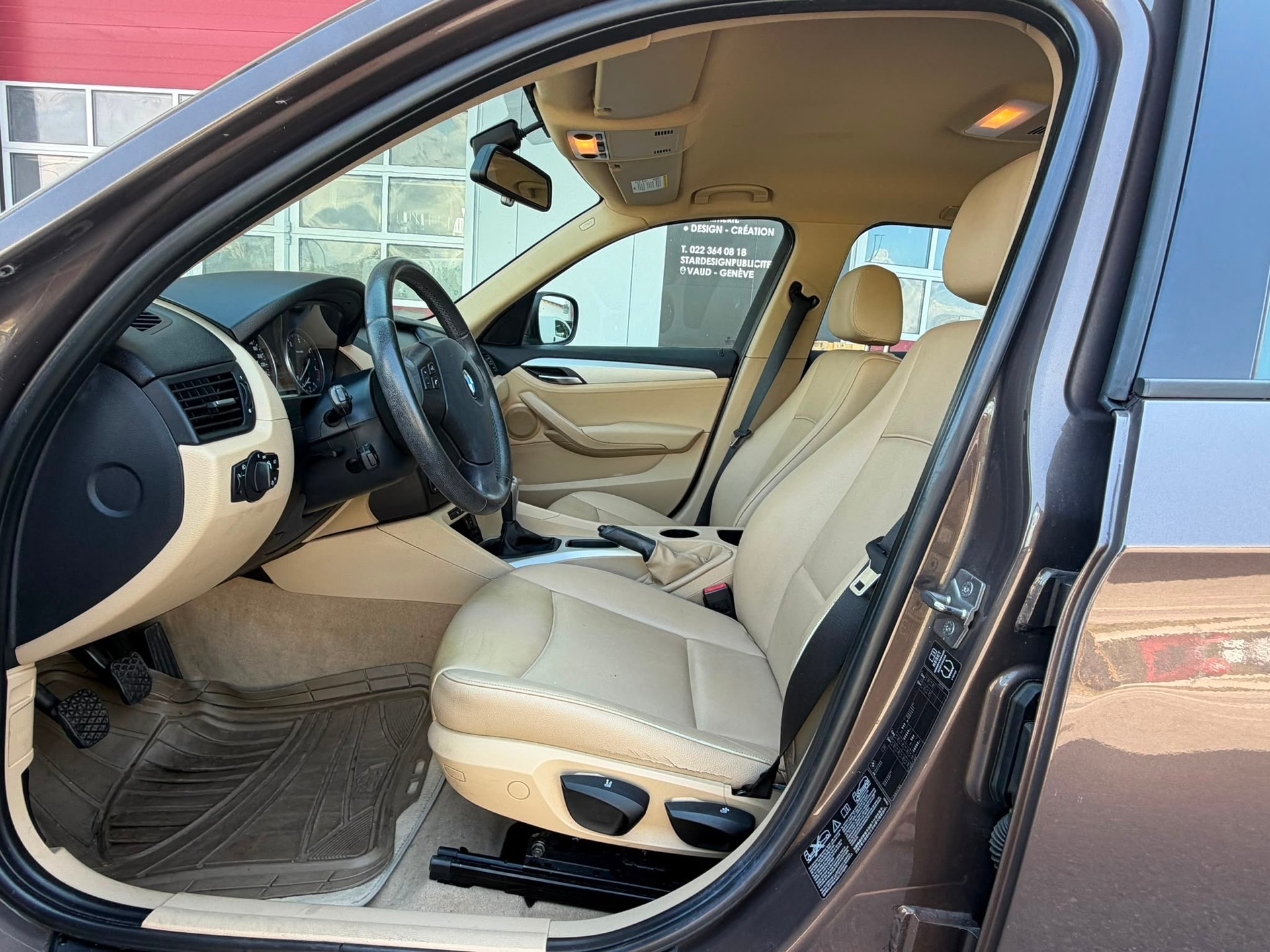 BMW X1 xDrive 18d-image-7