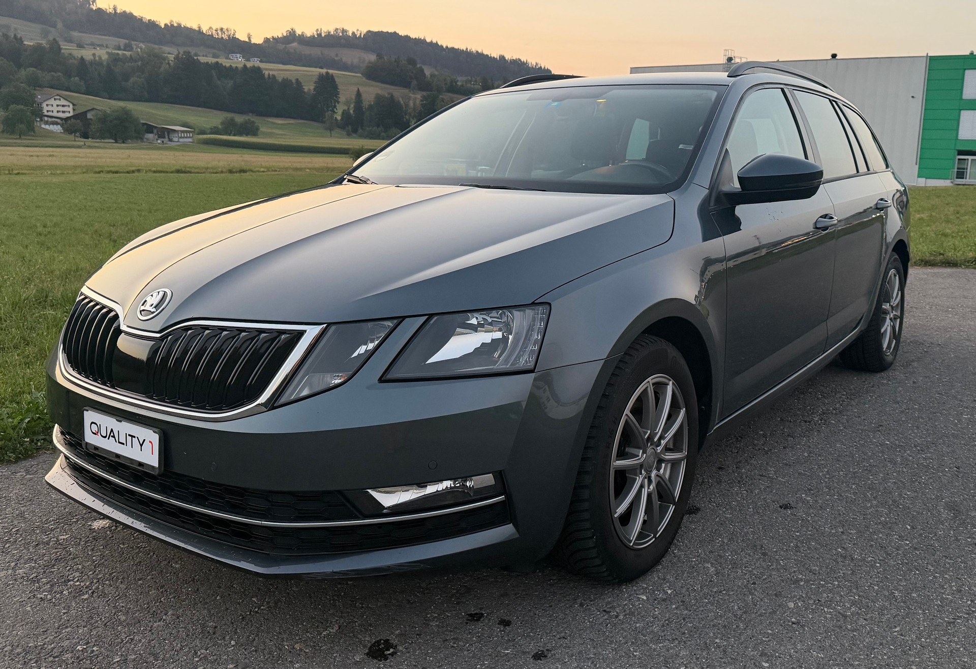 SKODA Octavia Combi 2.0 TDI Prag 4x4 DSG-image-0