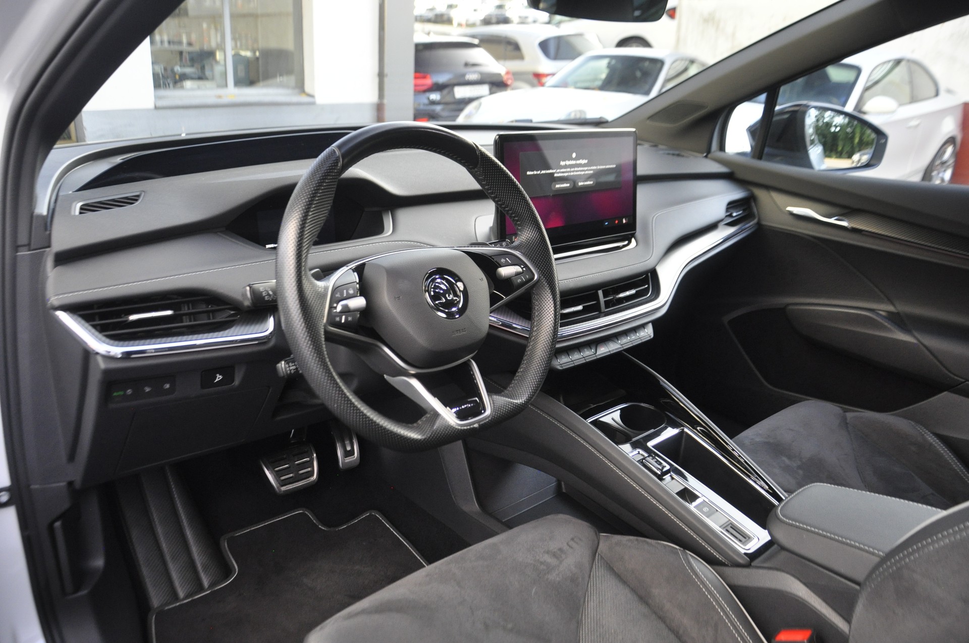 SKODA Enyaq 85 Sportline-image-5