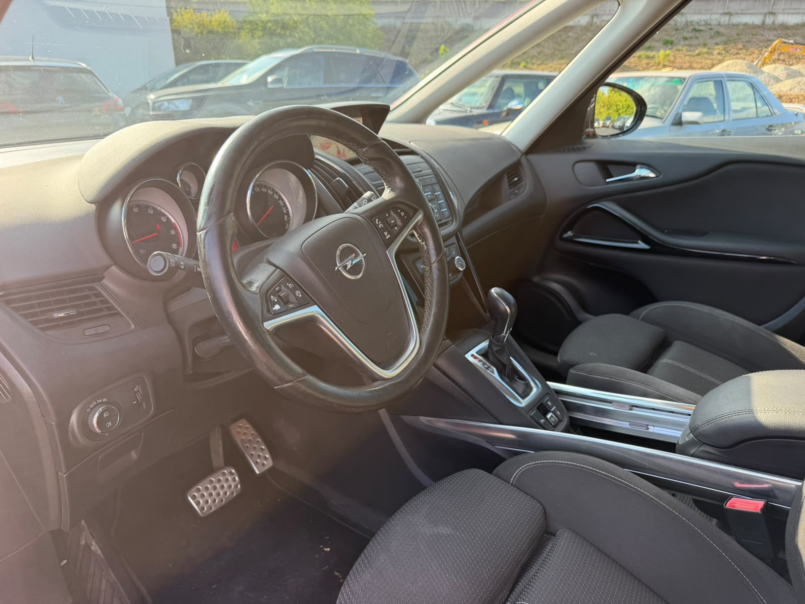OPEL Zafira Tourer 1.6i 16V Turbo Active Ed. Aut.-image-10