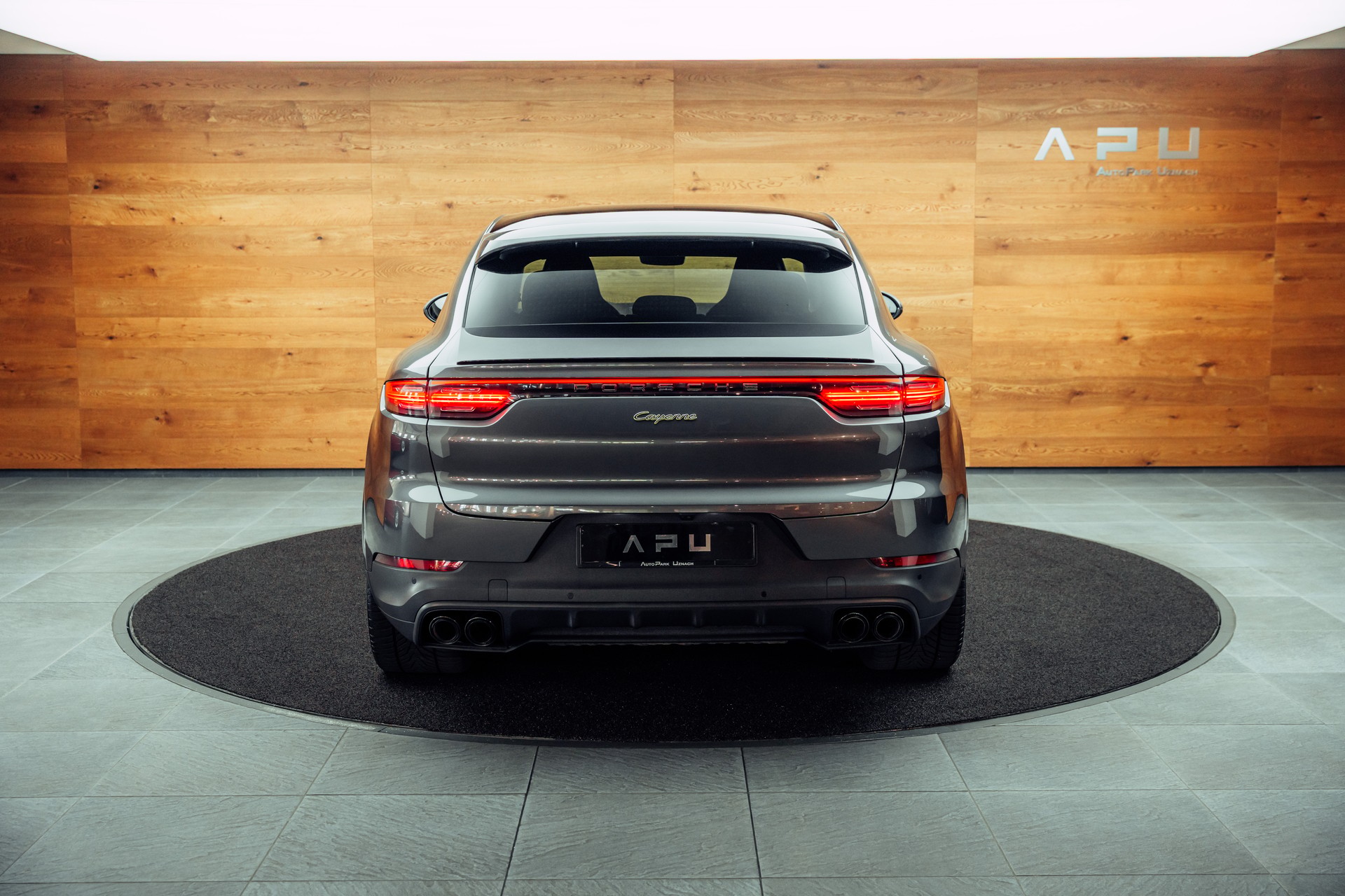 PORSCHE Cayenne Coupé E-Hybrid-image-14