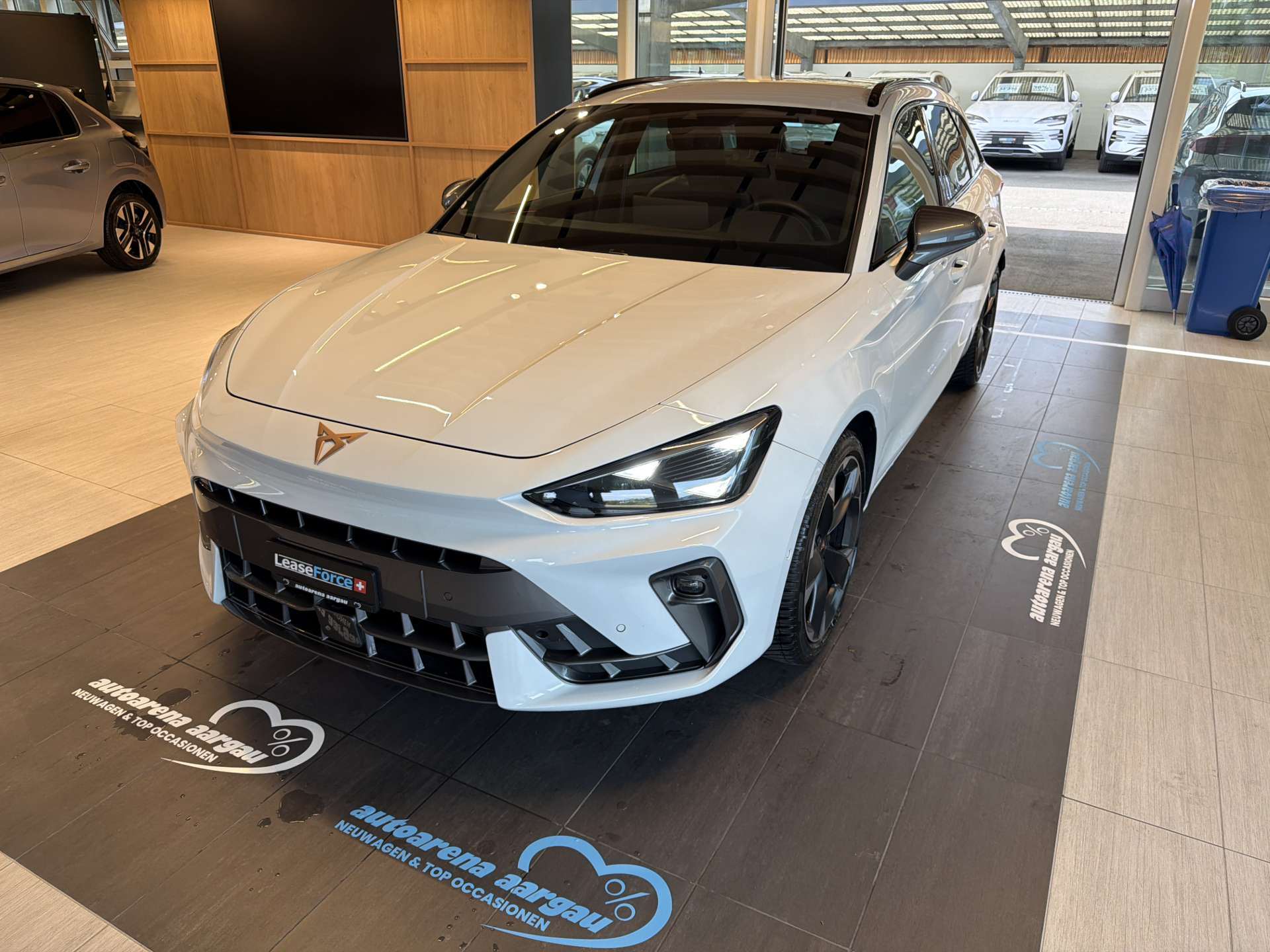 CUPRA LEON ST 2.0 TDi DSG-Automat-image-0