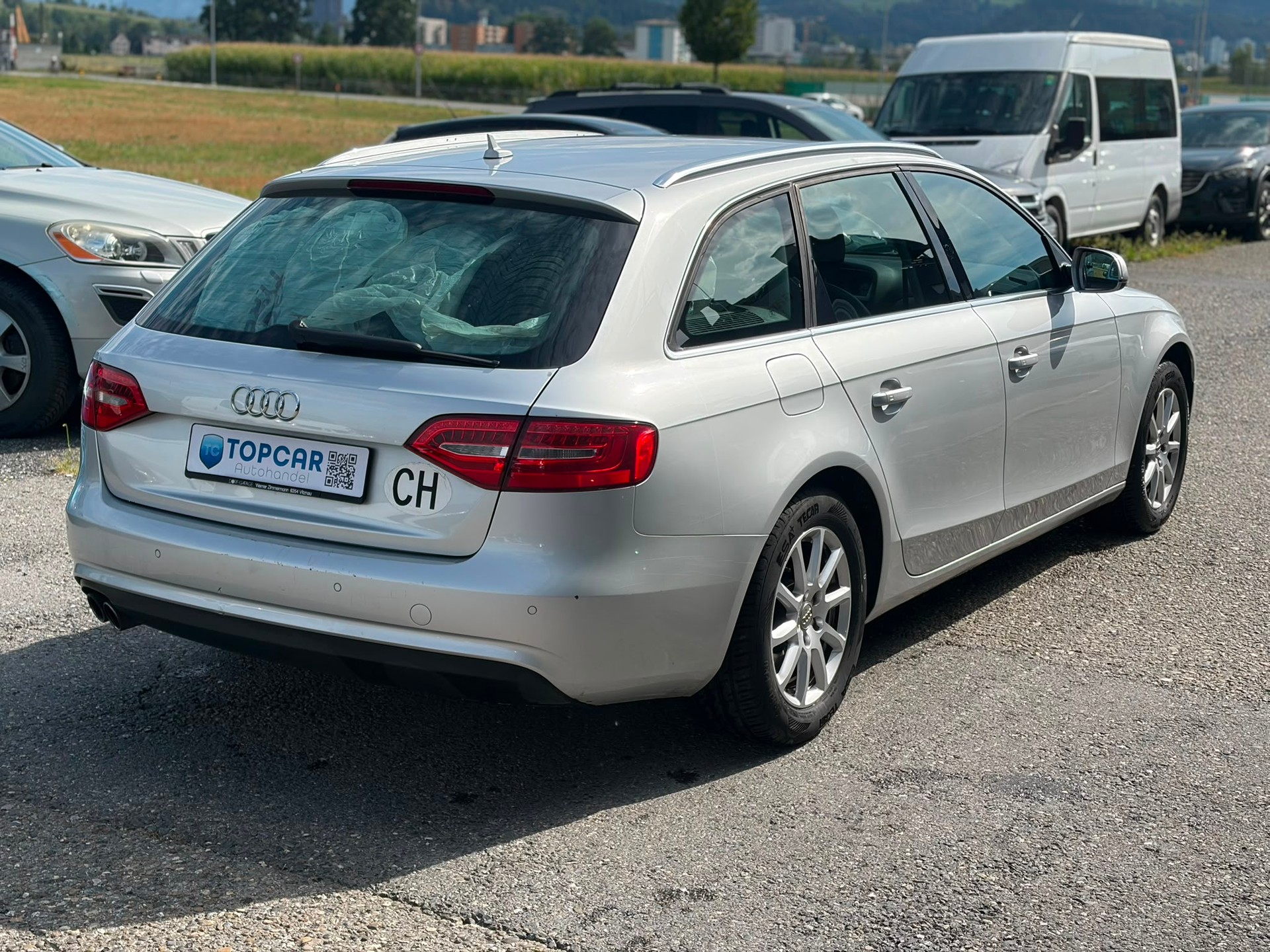 AUDI A4 Avant 2.0 TDI multitronic-image-3