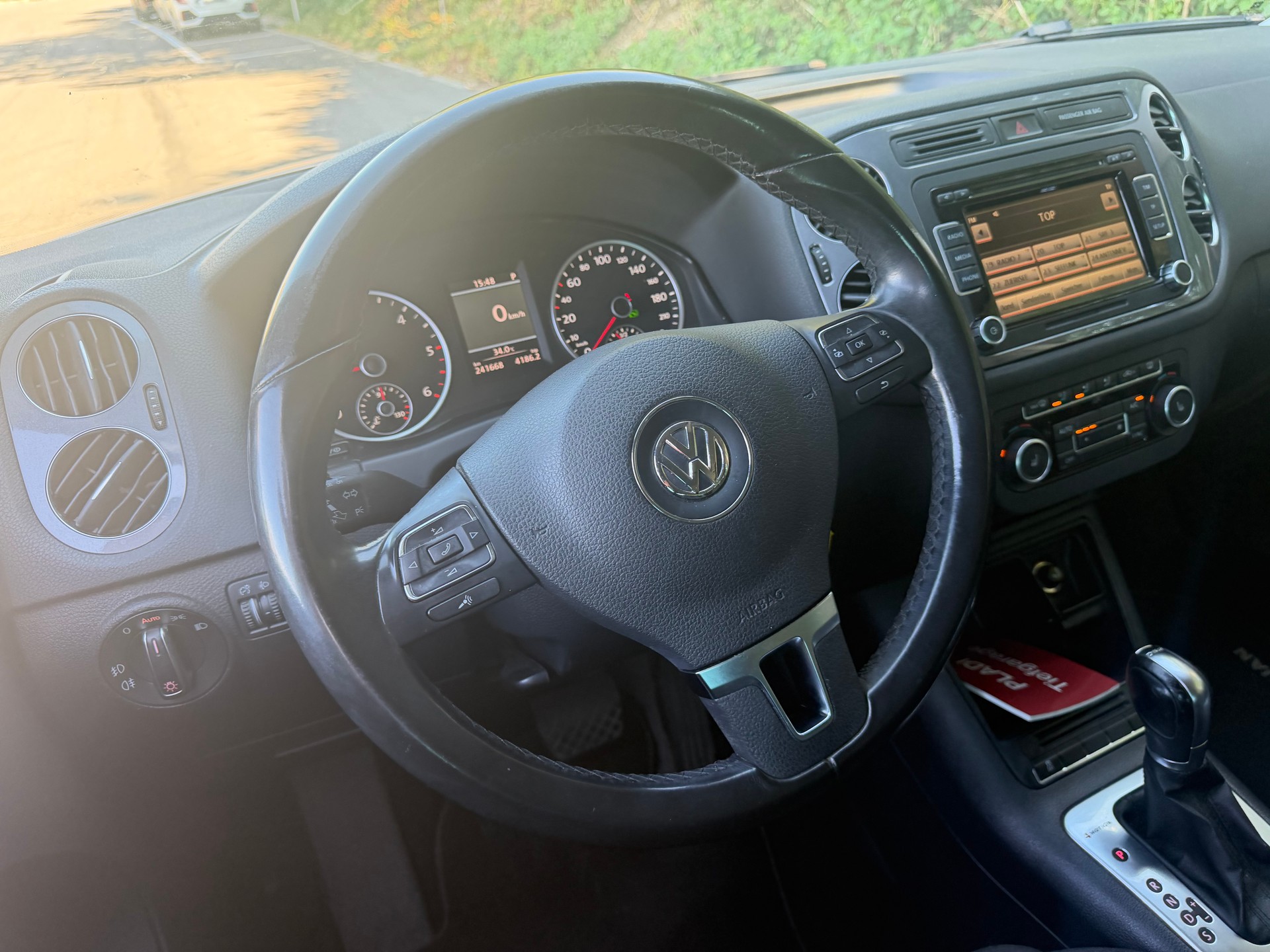 VW Tiguan 2.0 TDI BlueMotion Track&Style 4Motion DSG-image-5
