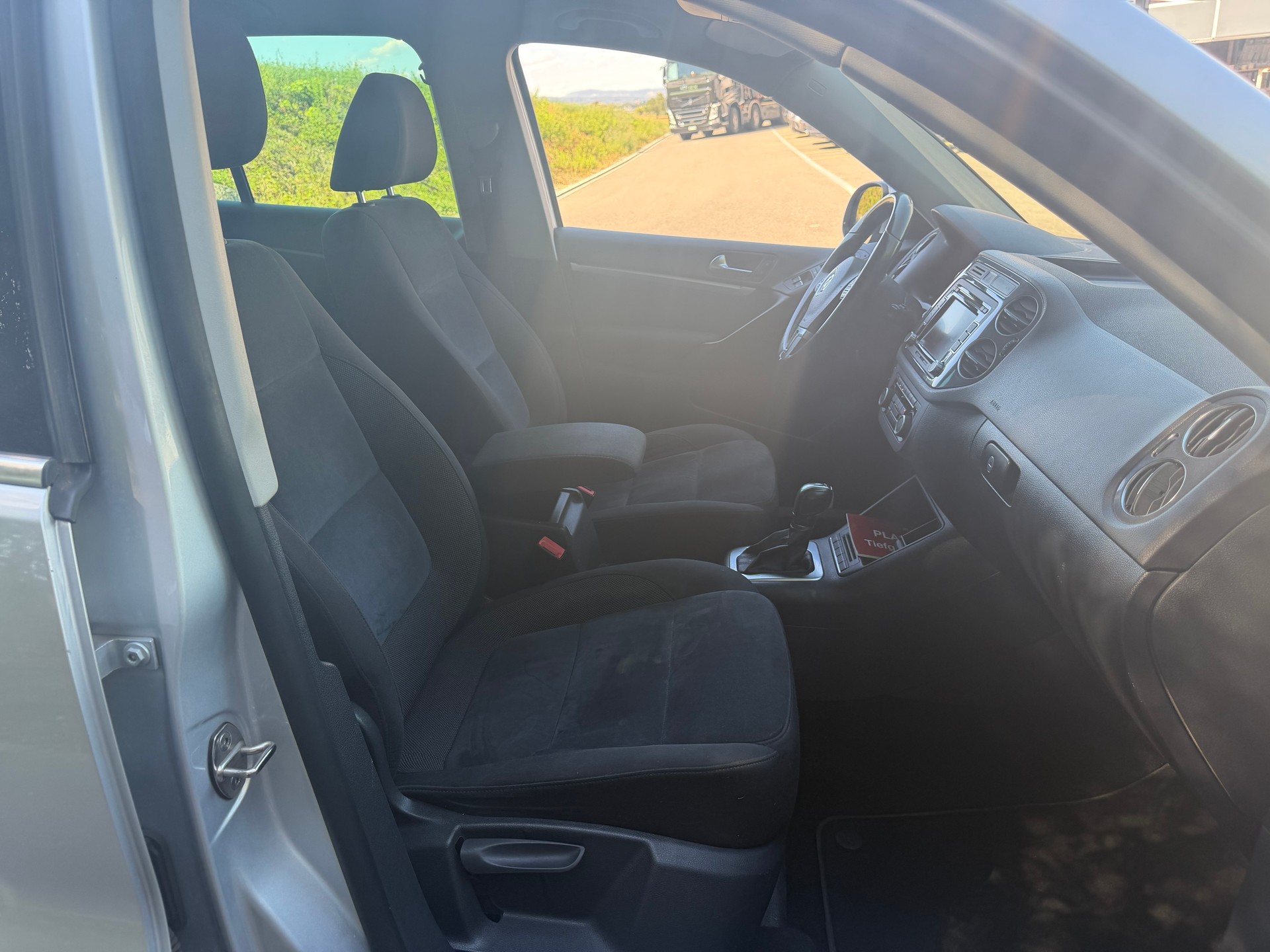 VW Tiguan 2.0 TDI BlueMotion Track&Style 4Motion DSG-image-7