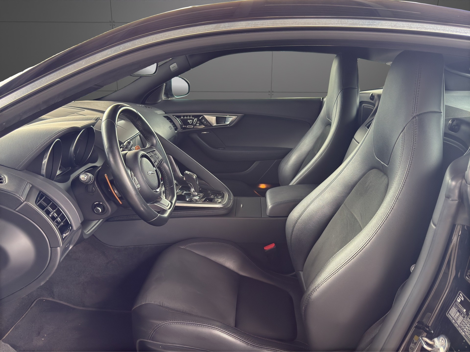JAGUAR F-Type Coupé 3.0 V6 S/C-image-9