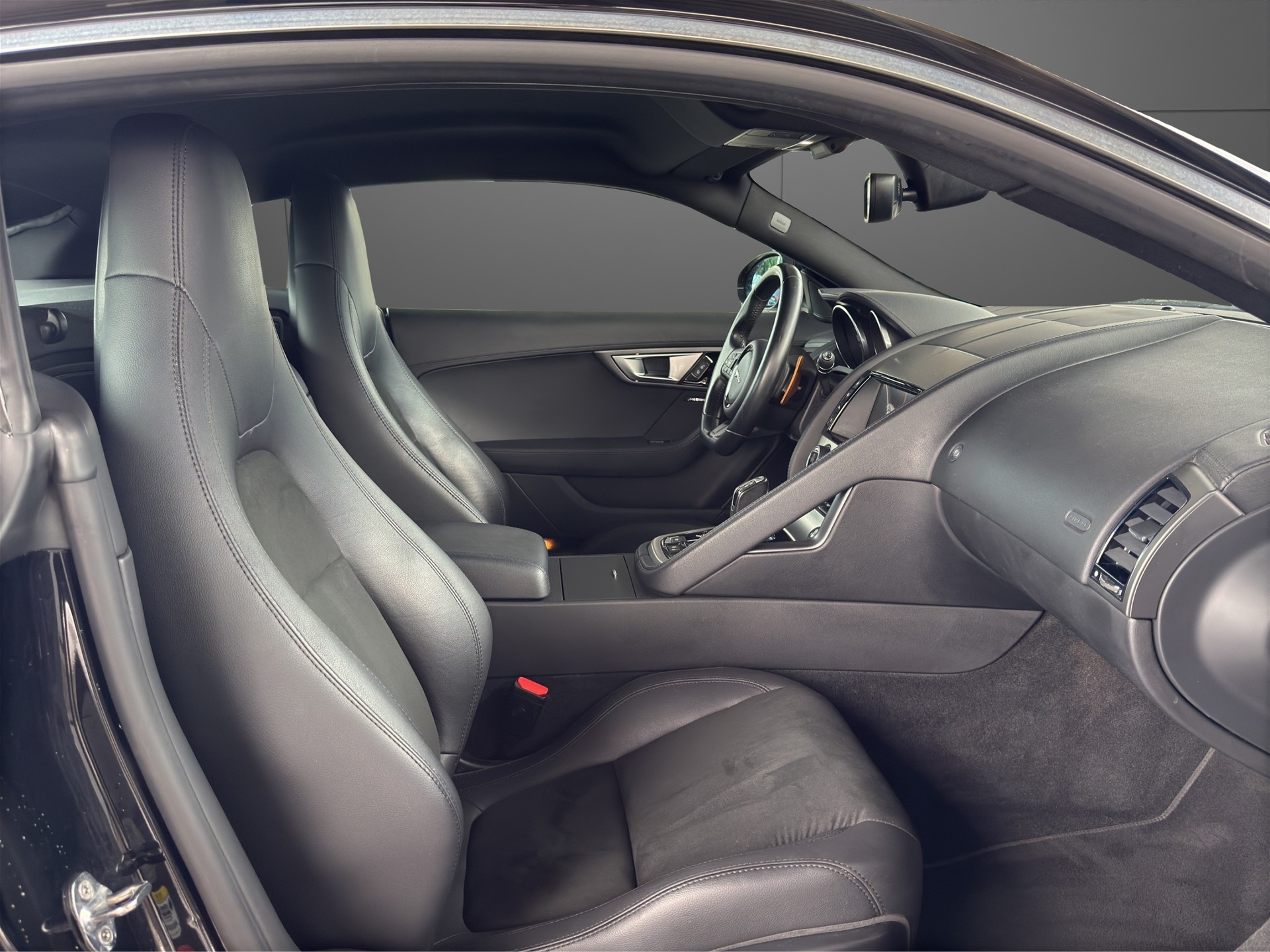 JAGUAR F-Type Coupé 3.0 V6 S/C-image-12