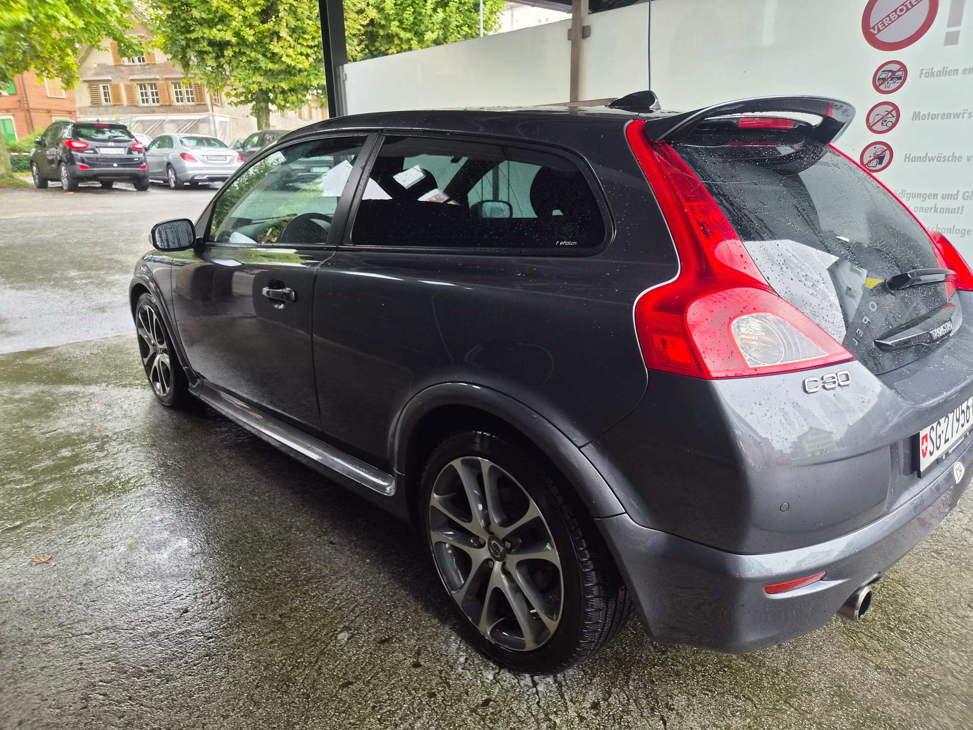 VOLVO C30 T5 Momentum-image-5