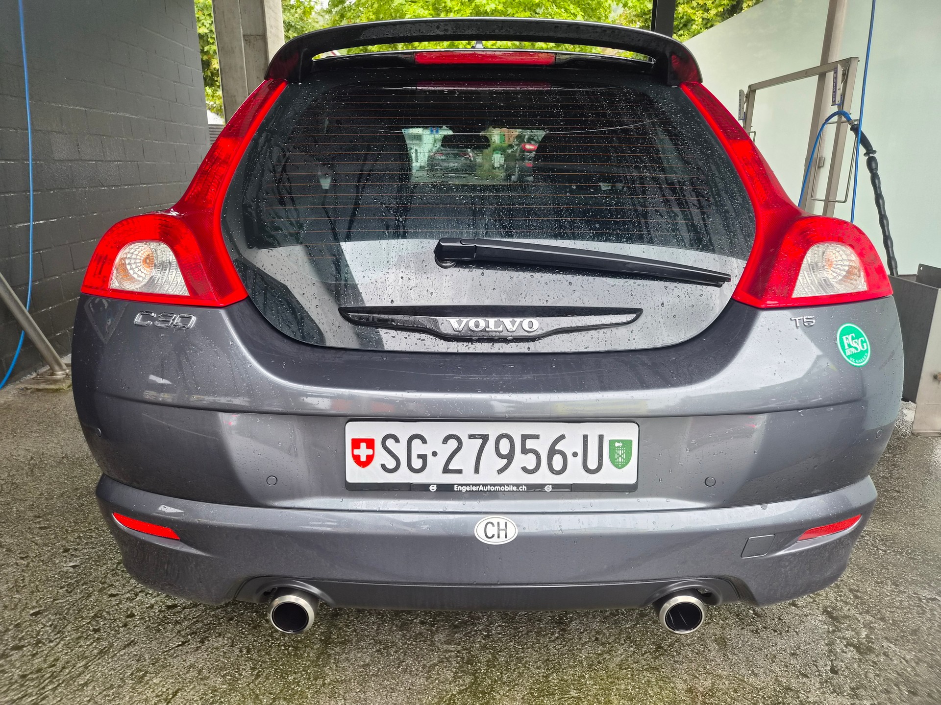 VOLVO C30 T5 Momentum-image-8