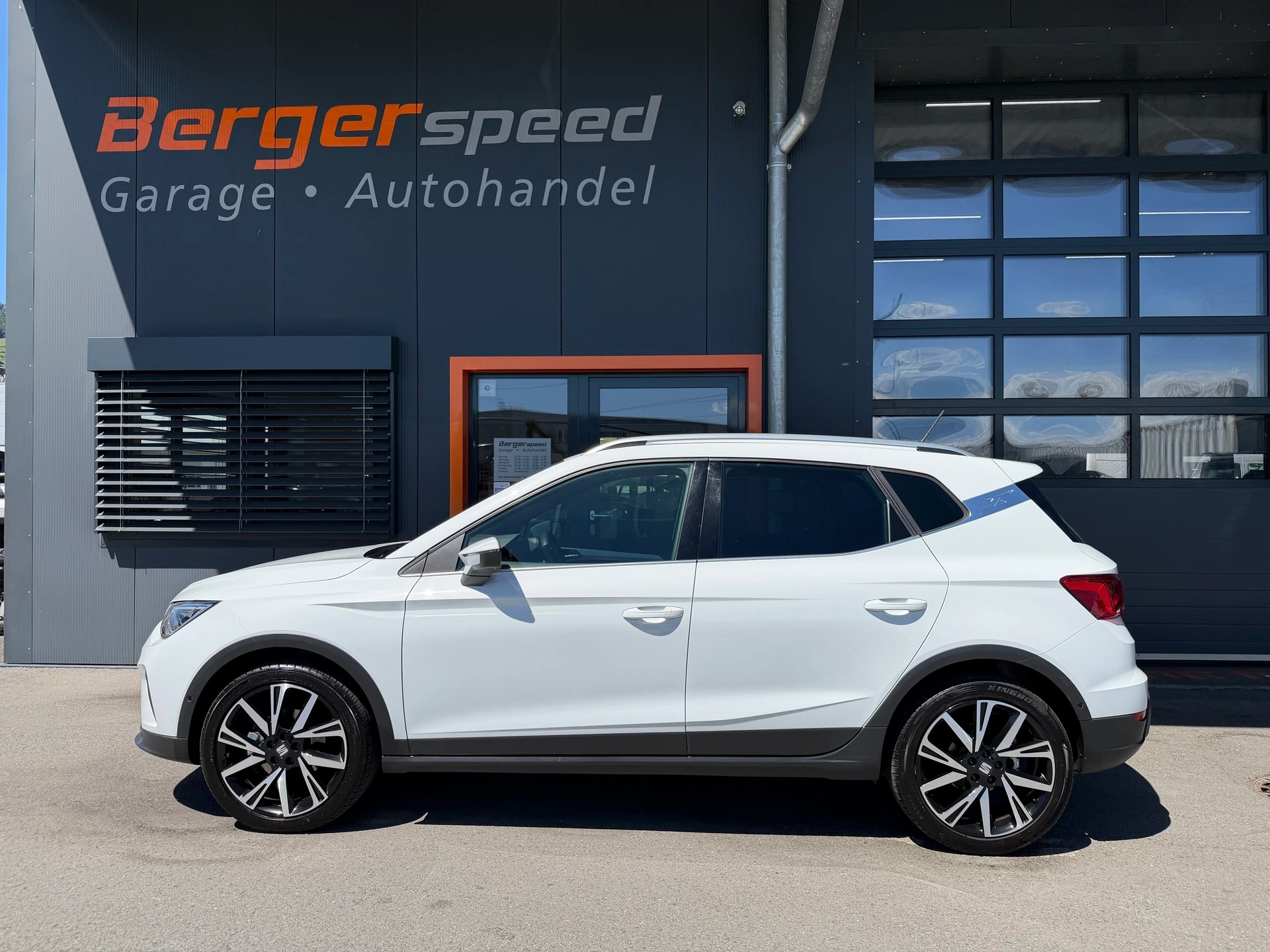 SEAT Arona 1.0 TSI Eco FR DSG-image-1