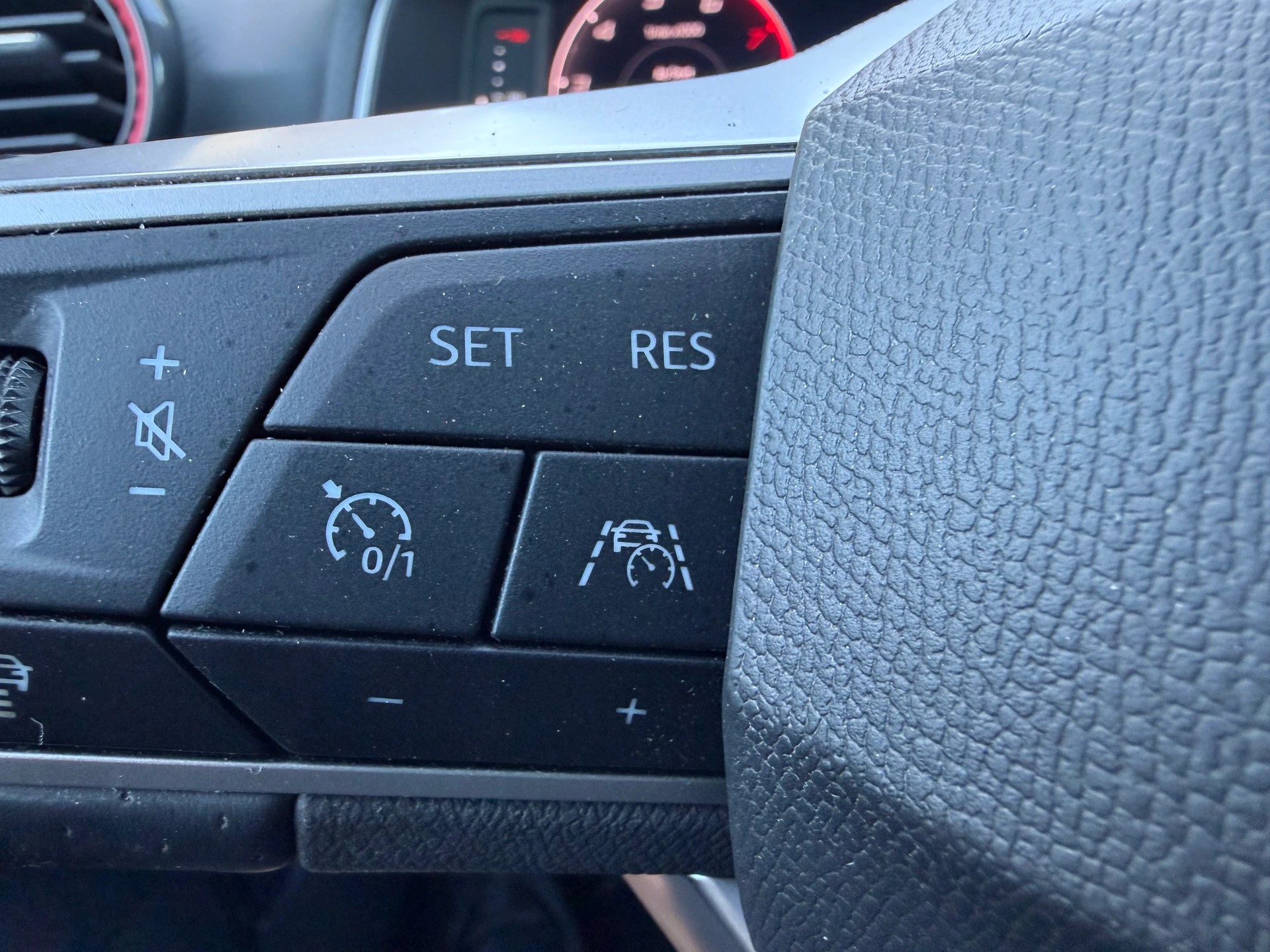 SEAT Arona 1.0 TSI Eco FR DSG-image-10