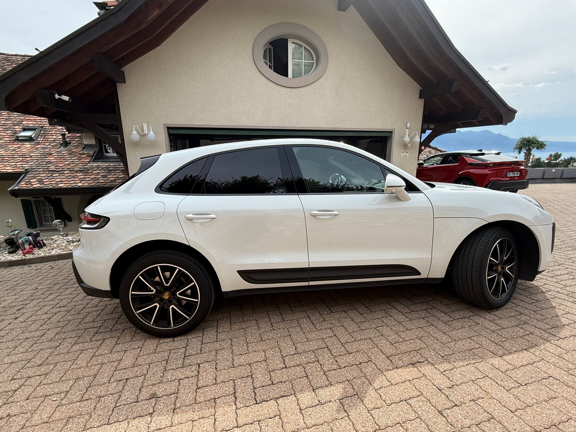 PORSCHE 2.0-image-0
