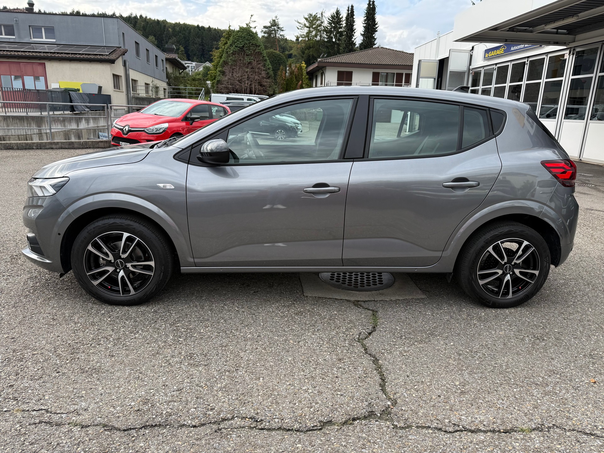 DACIA Sandero TCe 90 Journey-image-2