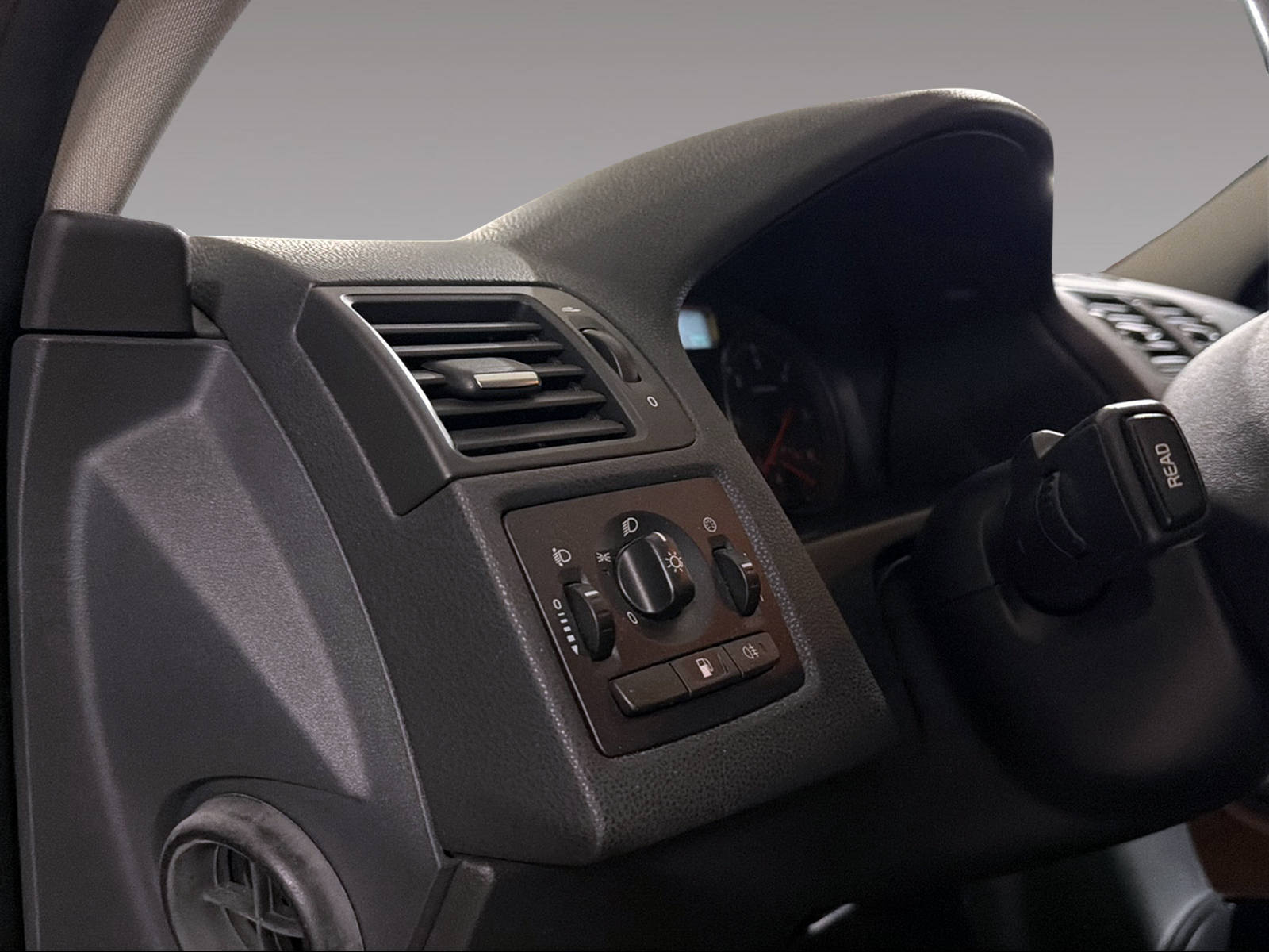 VOLVO C30 1.6 D2 Kinetic S/S-image-10
