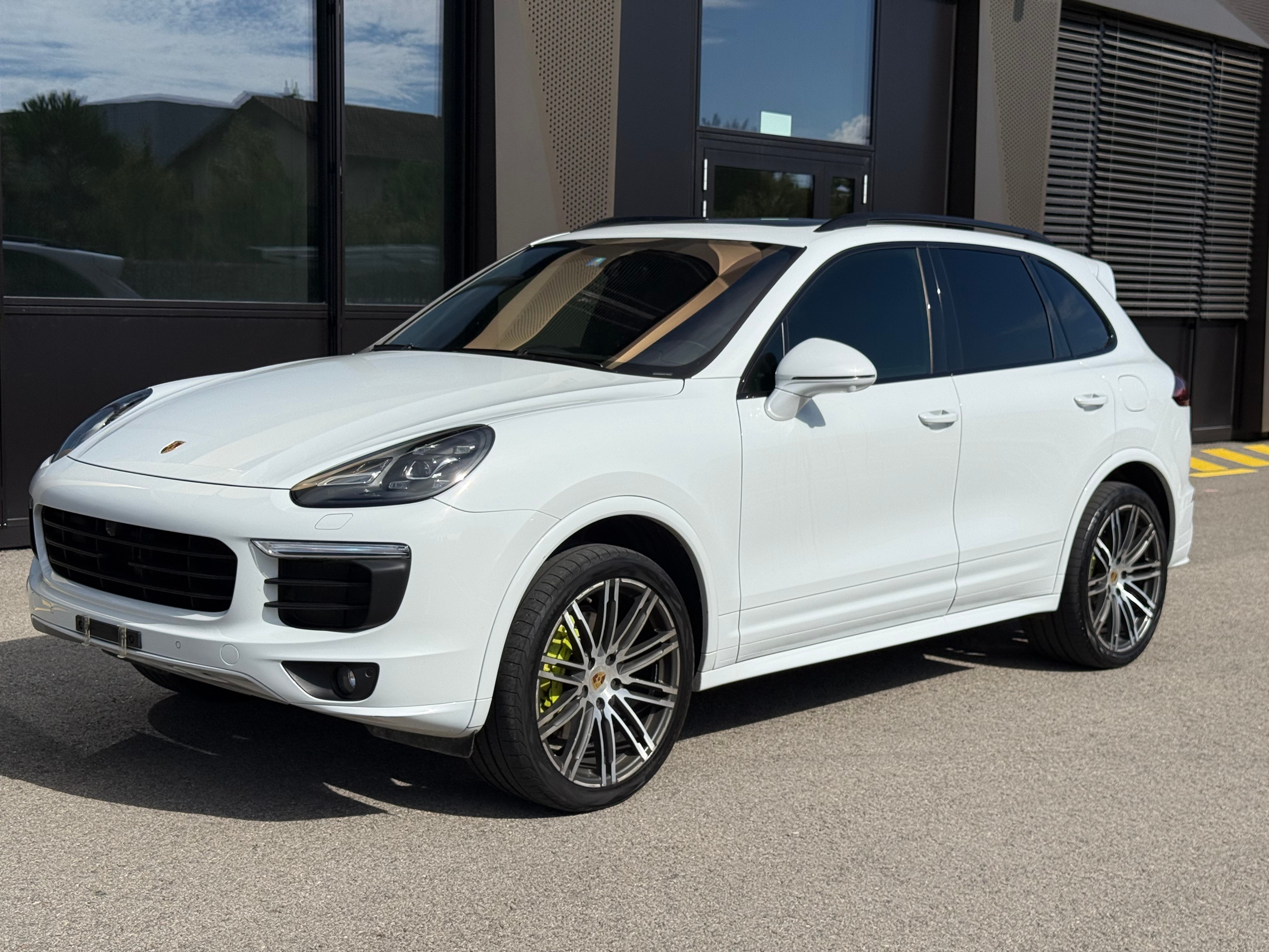 PORSCHE Cayenne S E-Hybrid Platinum Edition — slika 1