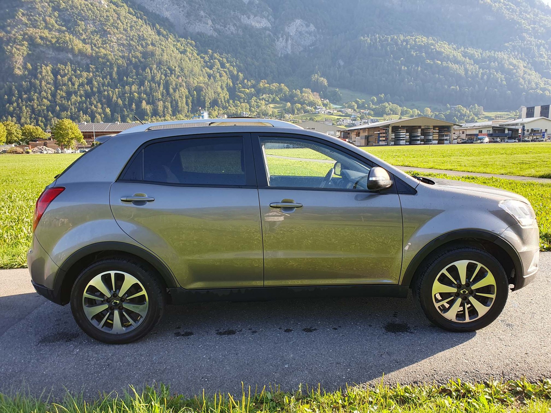 KGM-SsangYong Korando 2.0 XDi Green Edition 4WD-image-7