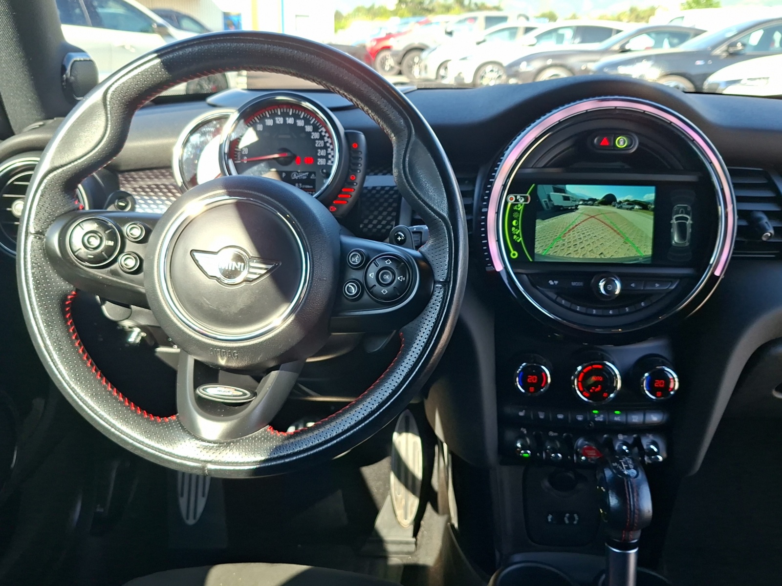 MINI Cooper John Cooper Works Steptronic-image-10