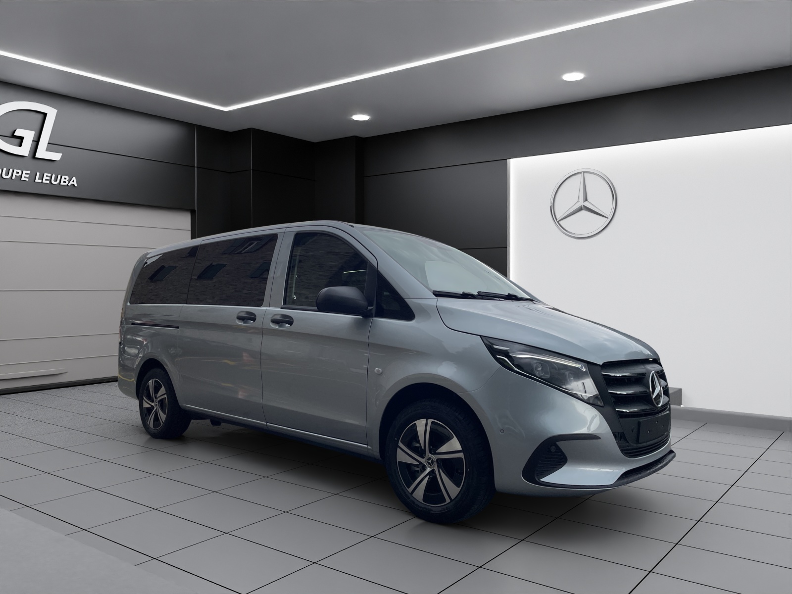 Photo MERCEDES-BENZ VITO Vito 116 CDI Lang Select Family Tourer 4Matic 9G-Tronic