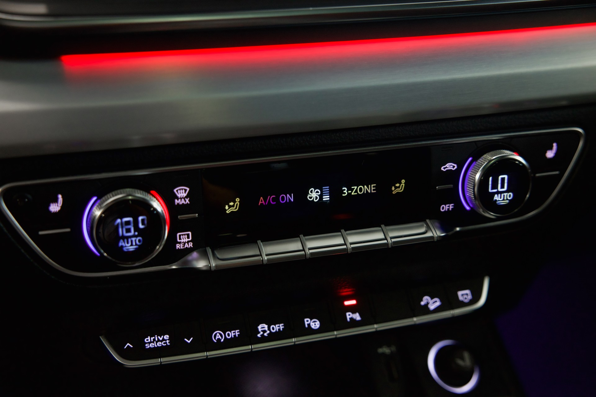 AUDI Q5 40 TDI S Line quattro S-tronic *CH-FHZ*-image-31