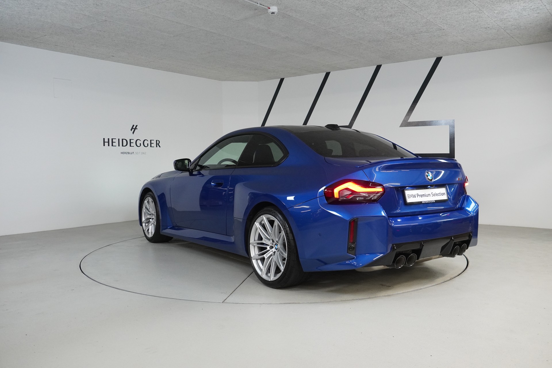 BMW M2 Steptronic-image-4