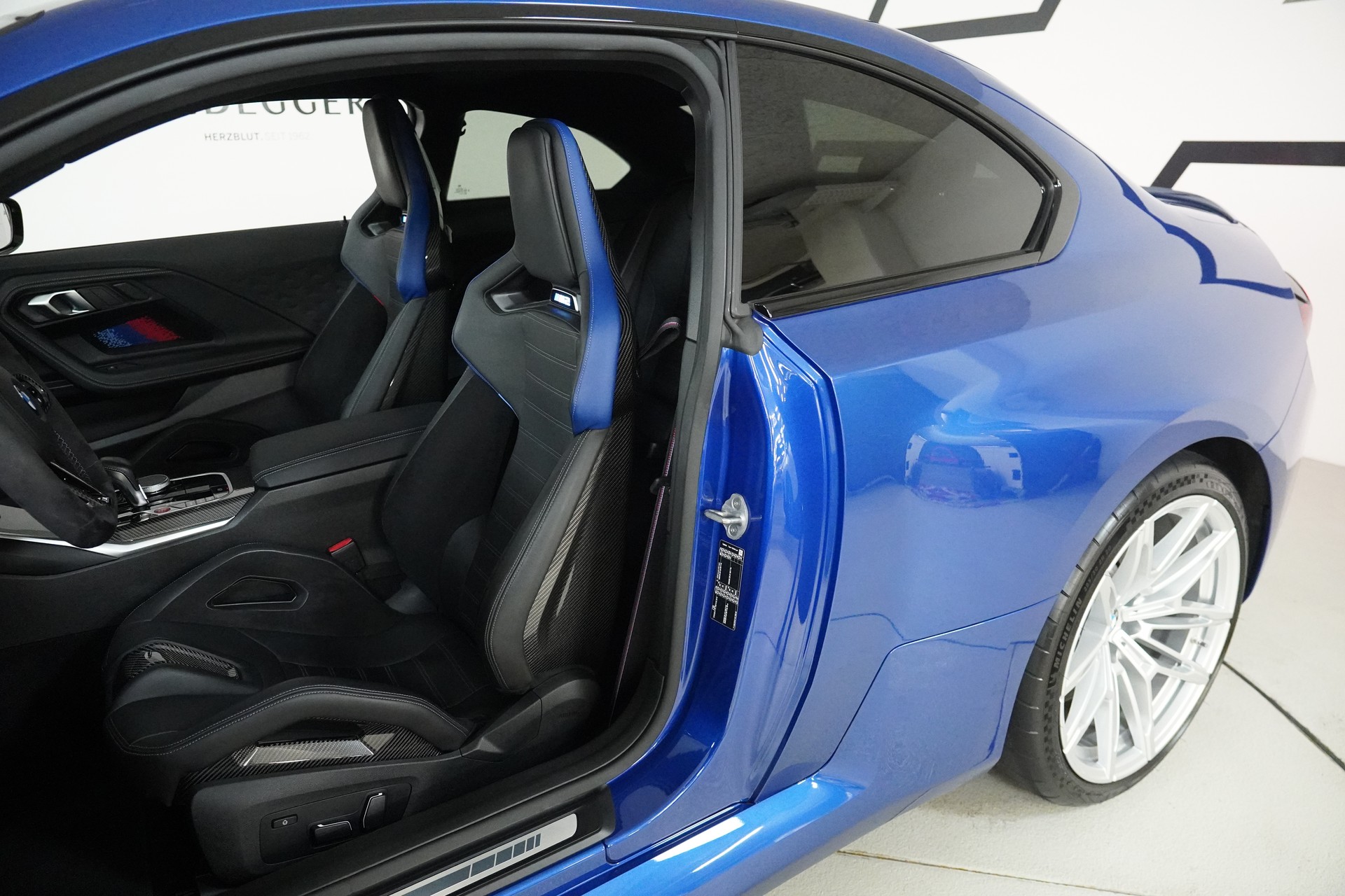 BMW M2 Steptronic-image-11