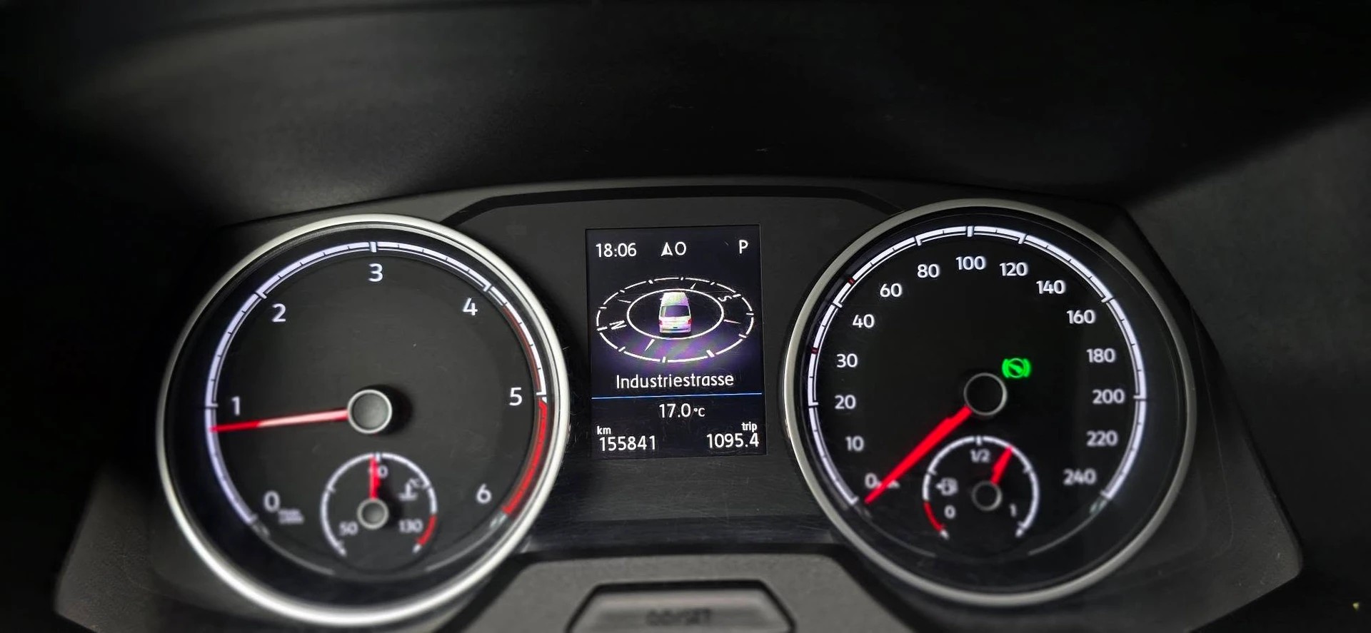 VW T6.1 2.0 TDI 4Motion DSG-image-23