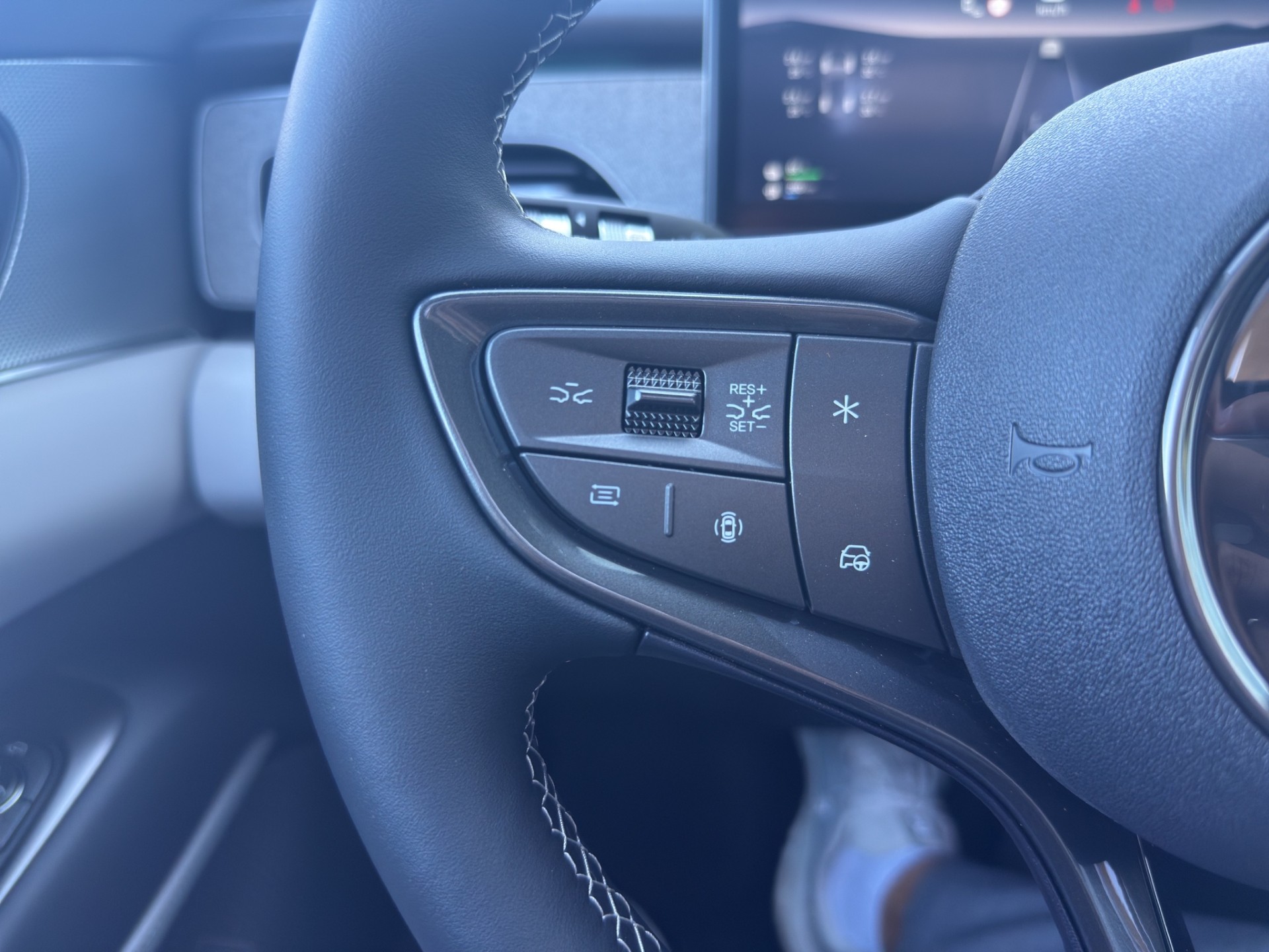 BYD Seal 6 DM-i Touring Comfort-image-7