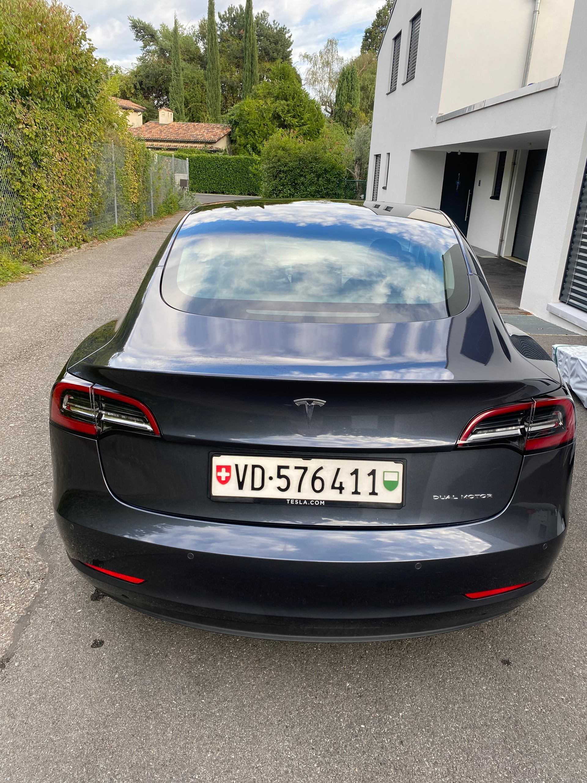 TESLA Long Range D-image-2