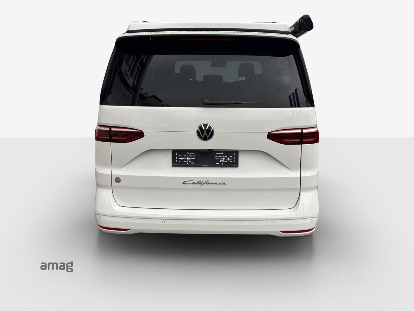 VW California 2.0 TDI Beach Camper-image-3
