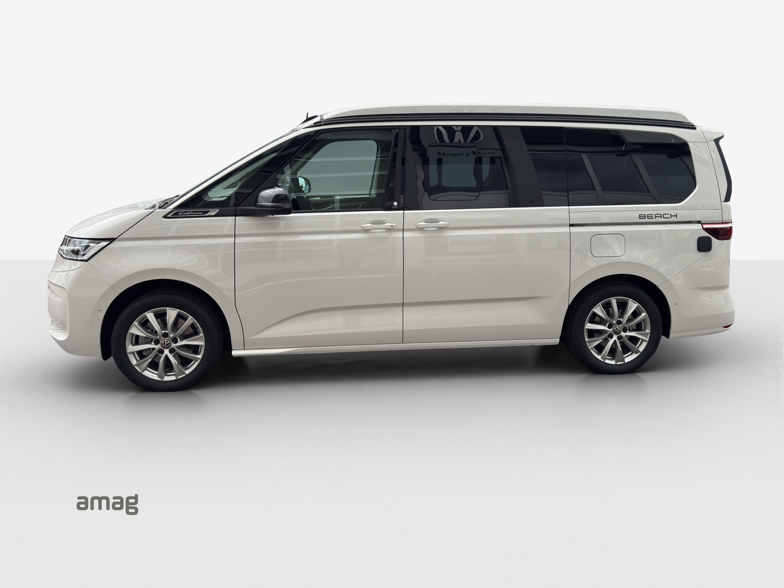 VW California 2.0 TDI Beach Camper-image-1
