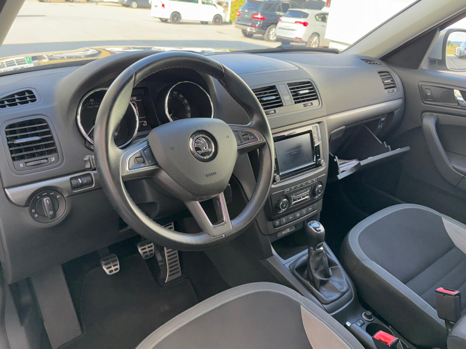 SKODA Yeti 1.4 TSI Ambition 4x4 SwissJoy-image-6