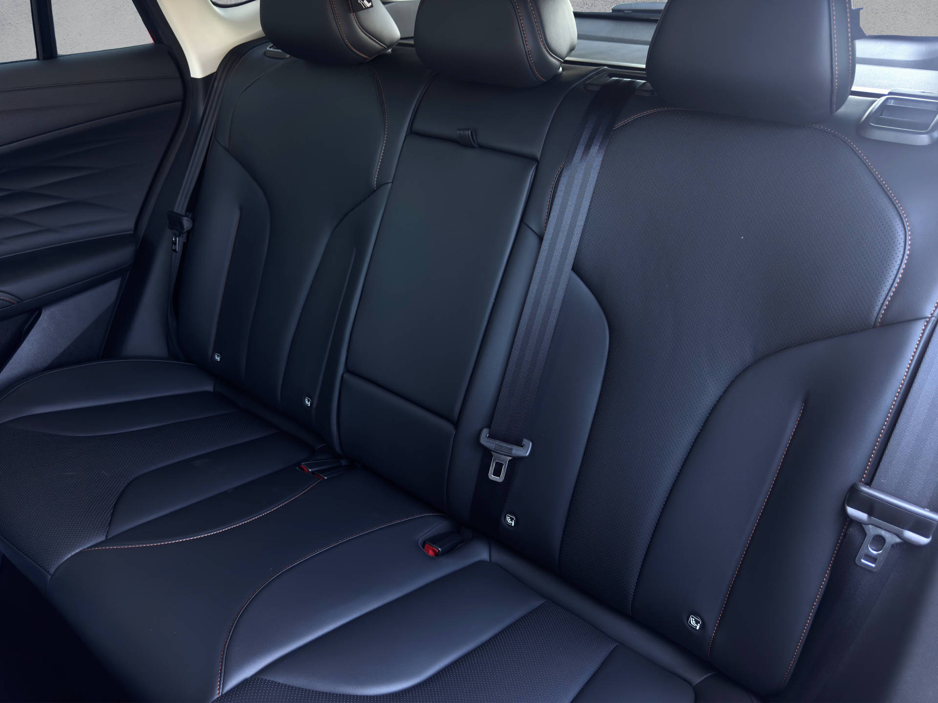 MG HS 1.5 Hybrid Luxury-image-11