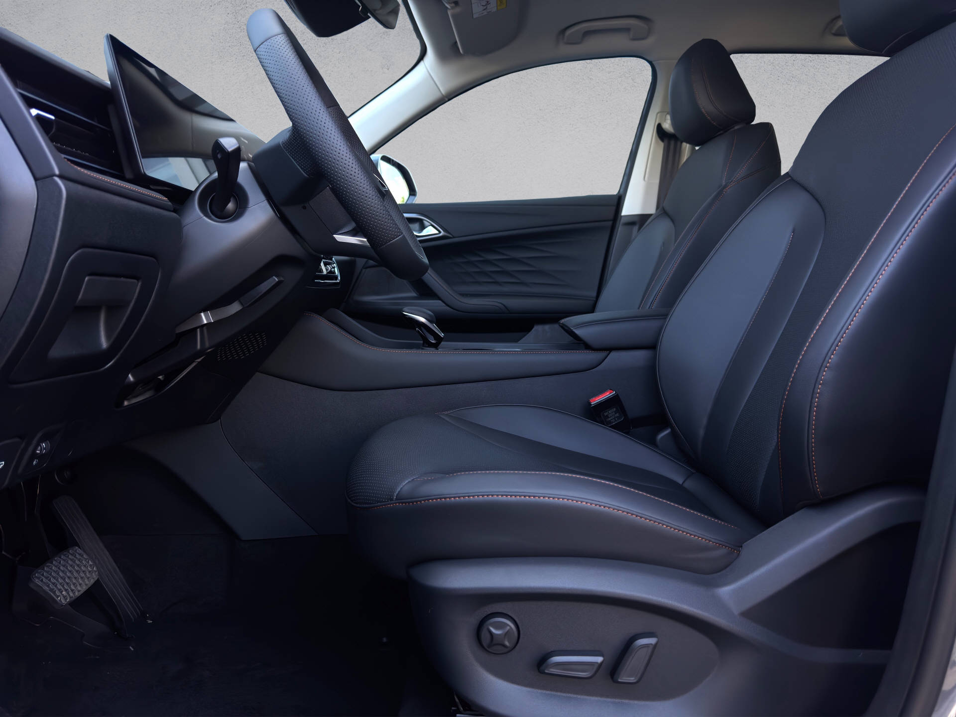 MG HS 1.5 Hybrid Luxury-image-9