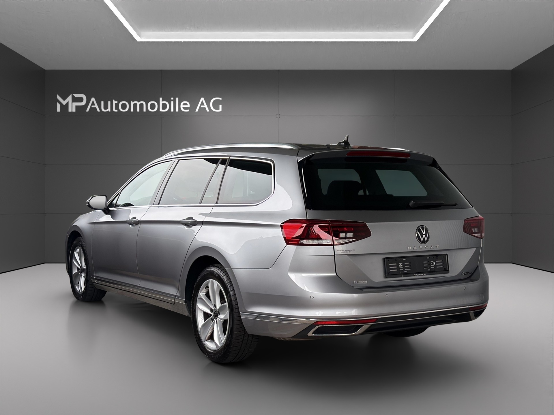 VW Passat 2.0 TDI BMT Elegance 4Motion DSG-image-4