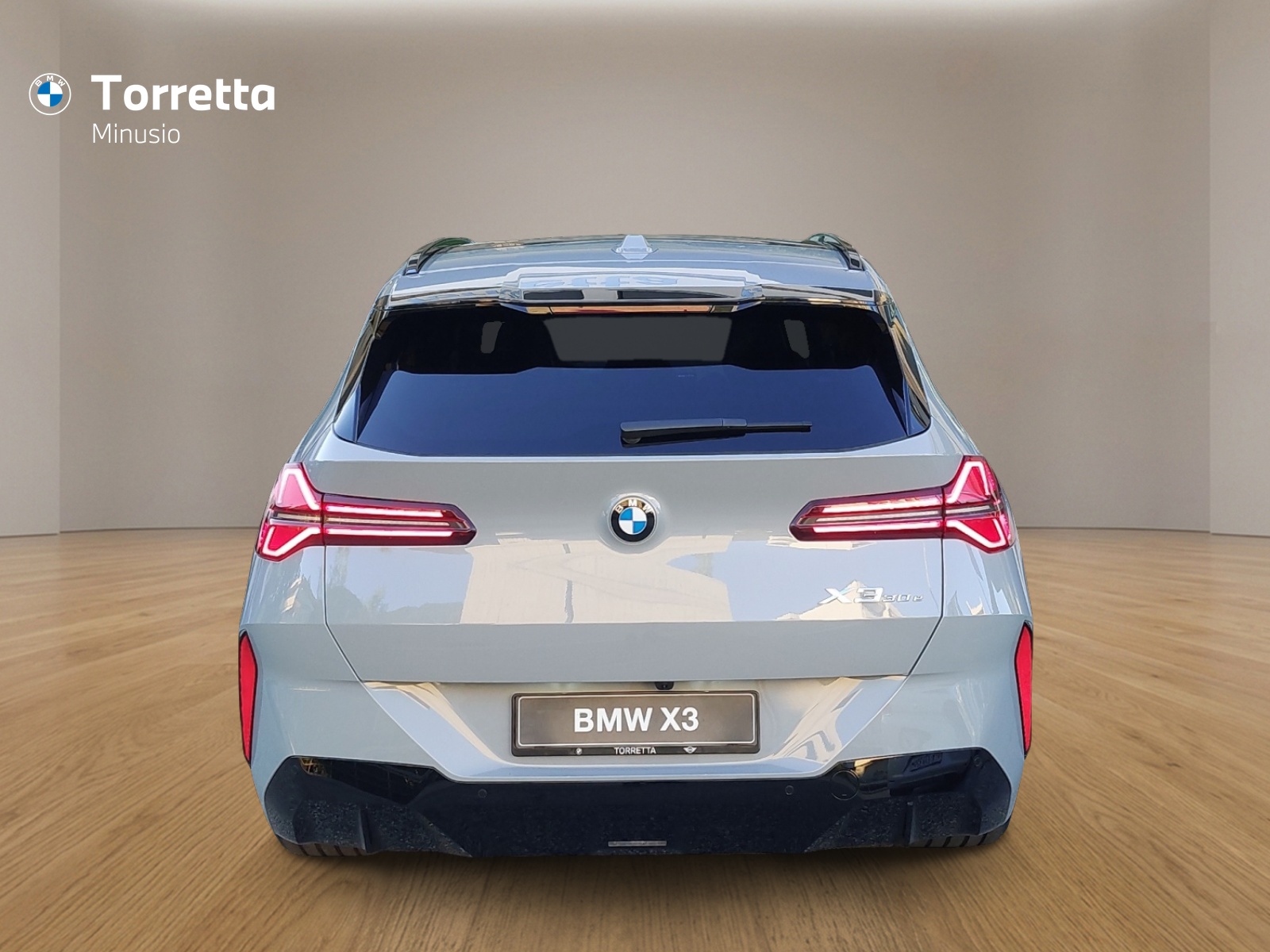 BMW X3 xDrive 30e M Sport Pro-showroom-element-3