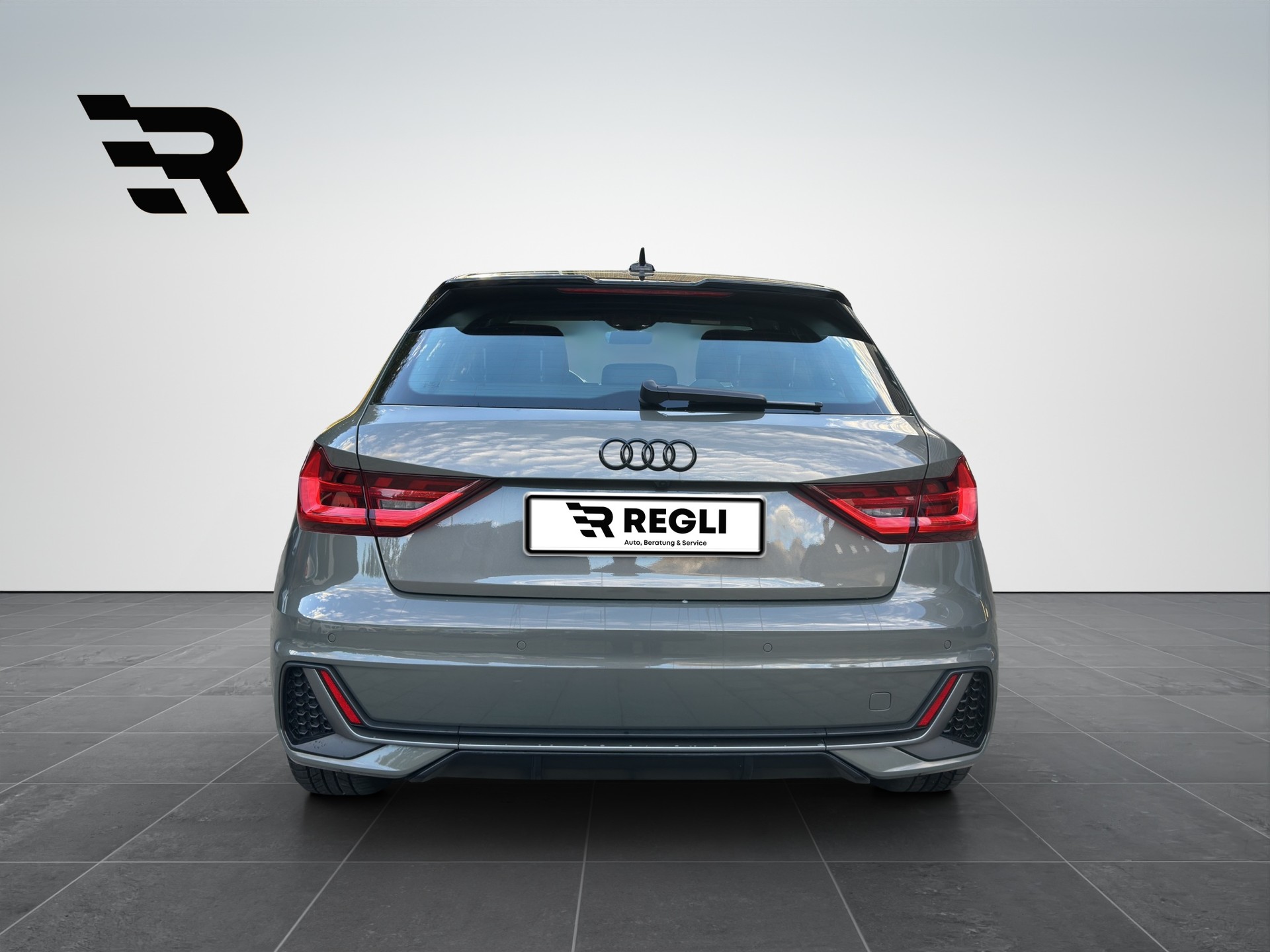 AUDI A1 Sportback 30 TFSI S Line S-tronic-image-3