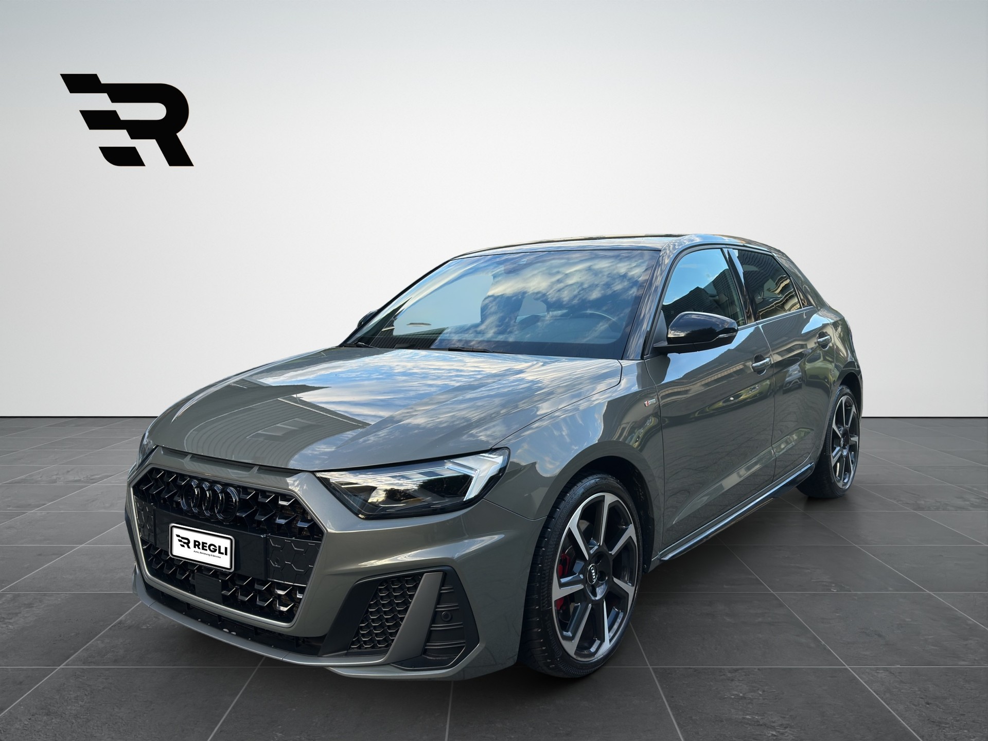 AUDI A1 Sportback 30 TFSI S Line S-tronic-image-0