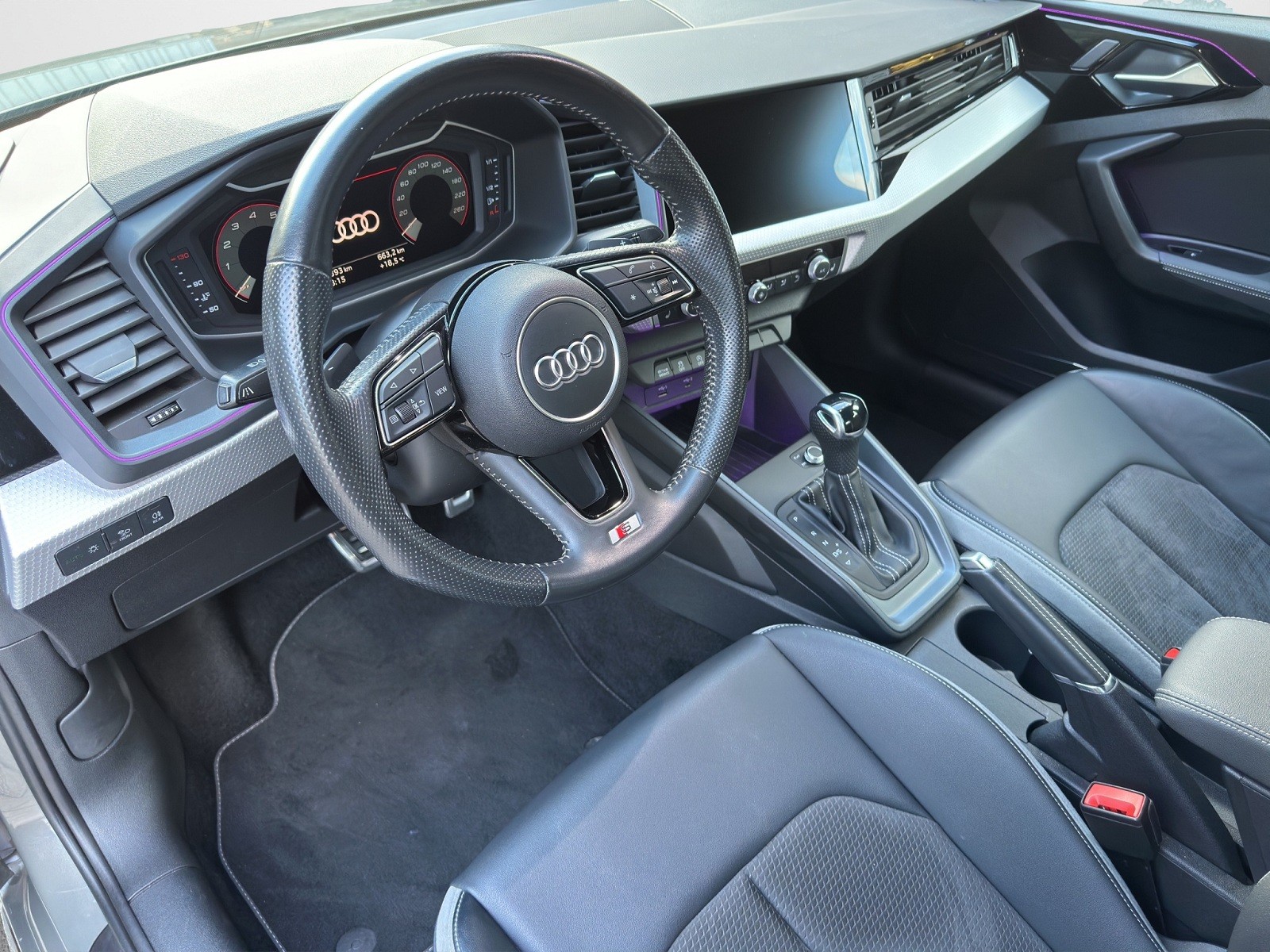 AUDI A1 Sportback 30 TFSI S Line S-tronic-image-20